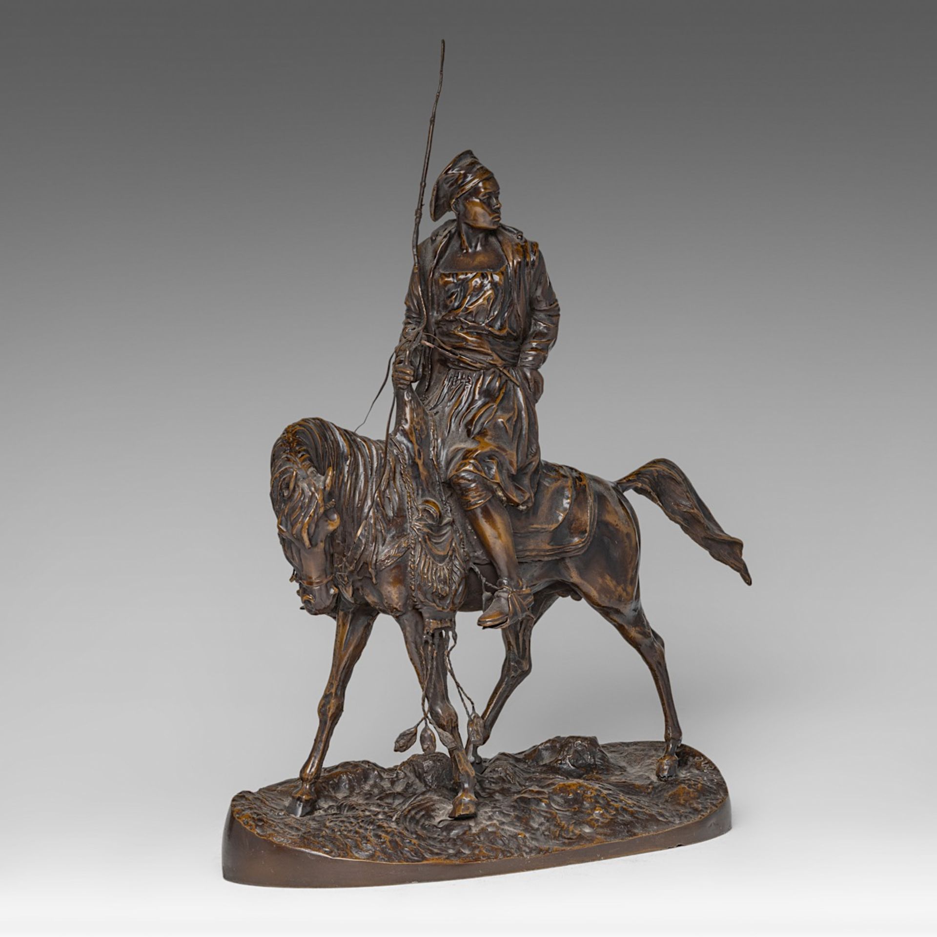 Pierre-Jules Mene (1810-1879), Arab horserider, patinated bronze, H 53 - W 36 cm - Bild 6 aus 7