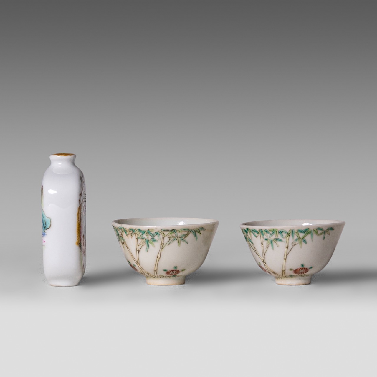 A small collection of Chinese famille rose ware, incl. a pair of fine 'Bamboo' wine cups, Daoguang m - Image 3 of 13