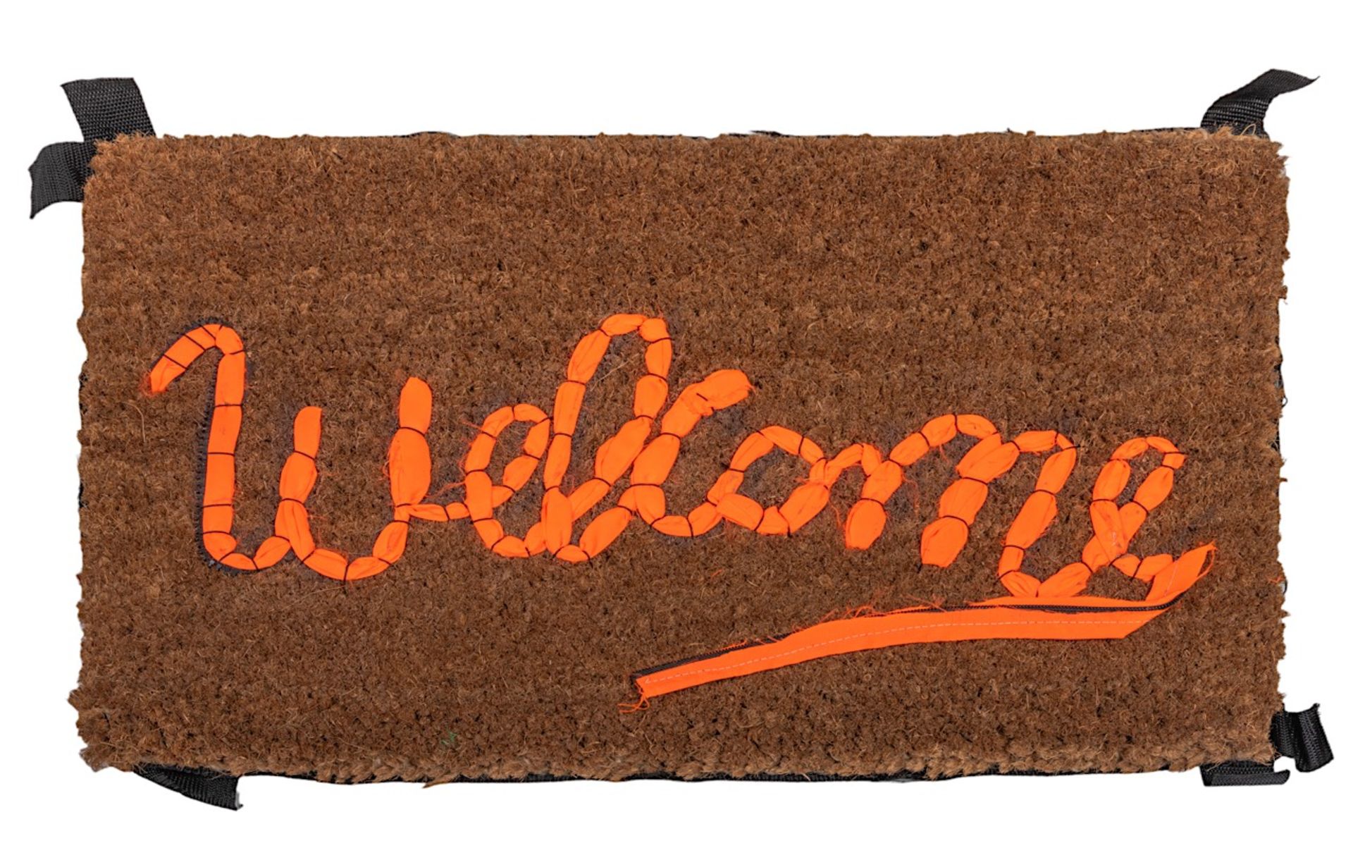 Banksy (1974), Welcome mat, edition by 'Gross Domestic Product', Ndeg 2316 40 x 60 cm. (15 3/4 x 23.