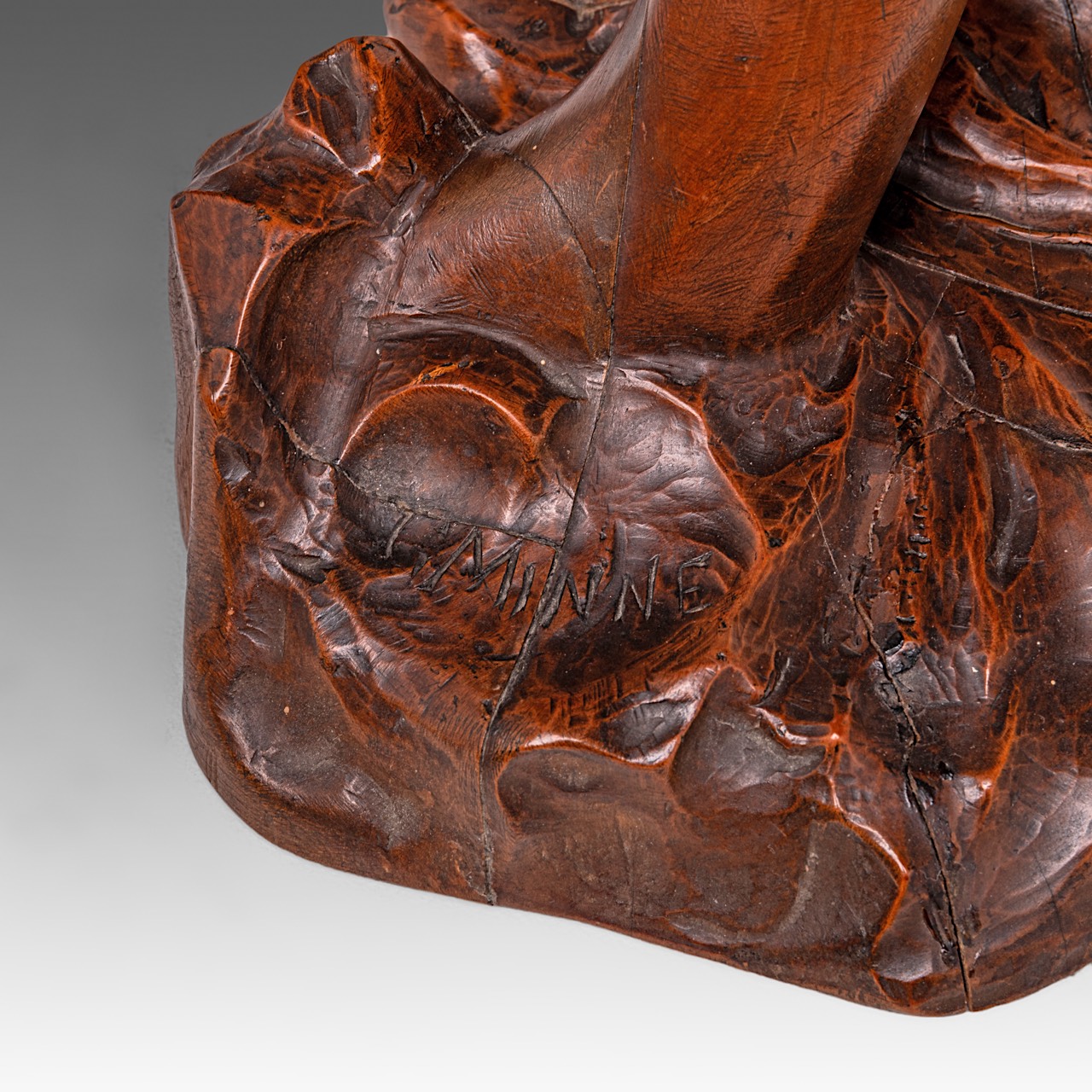 George Minne (1866-1941), 'Baigneuse I', carved wood, H 40 cm - Image 10 of 10