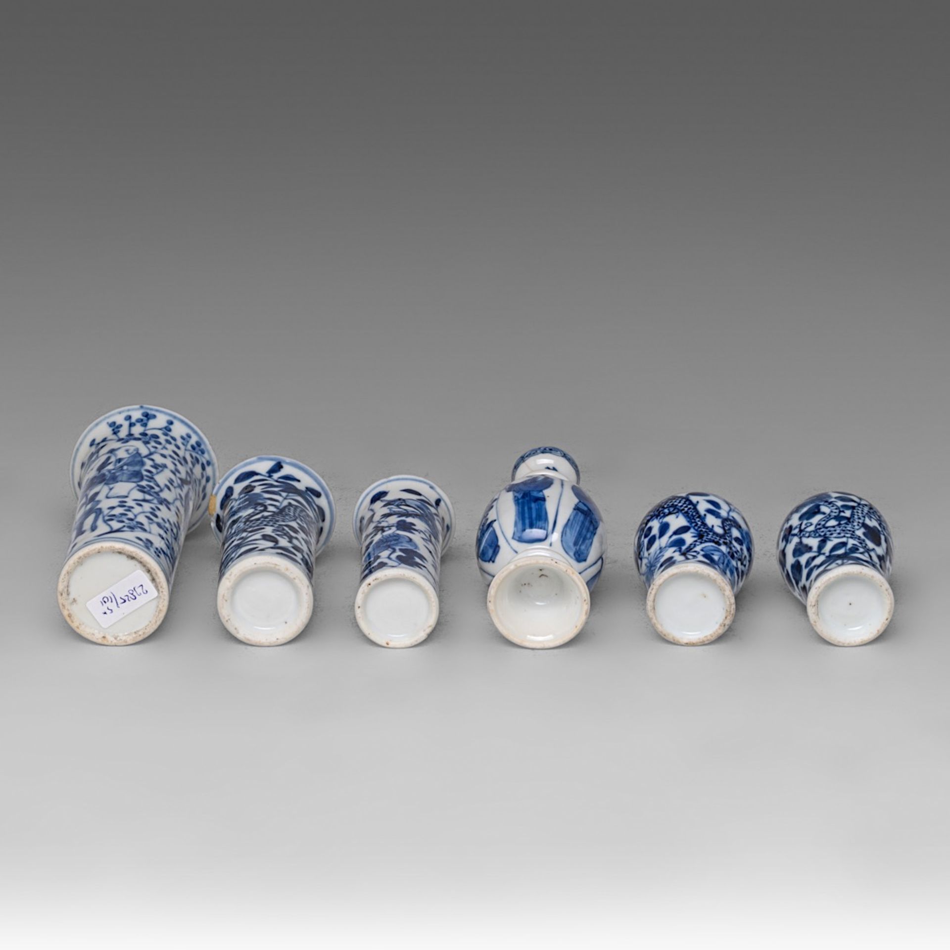 A Chinese blue and white 'Long Elisa' miniature vase, Kangxi period, H 11 cm - added an assembled fi - Image 7 of 9
