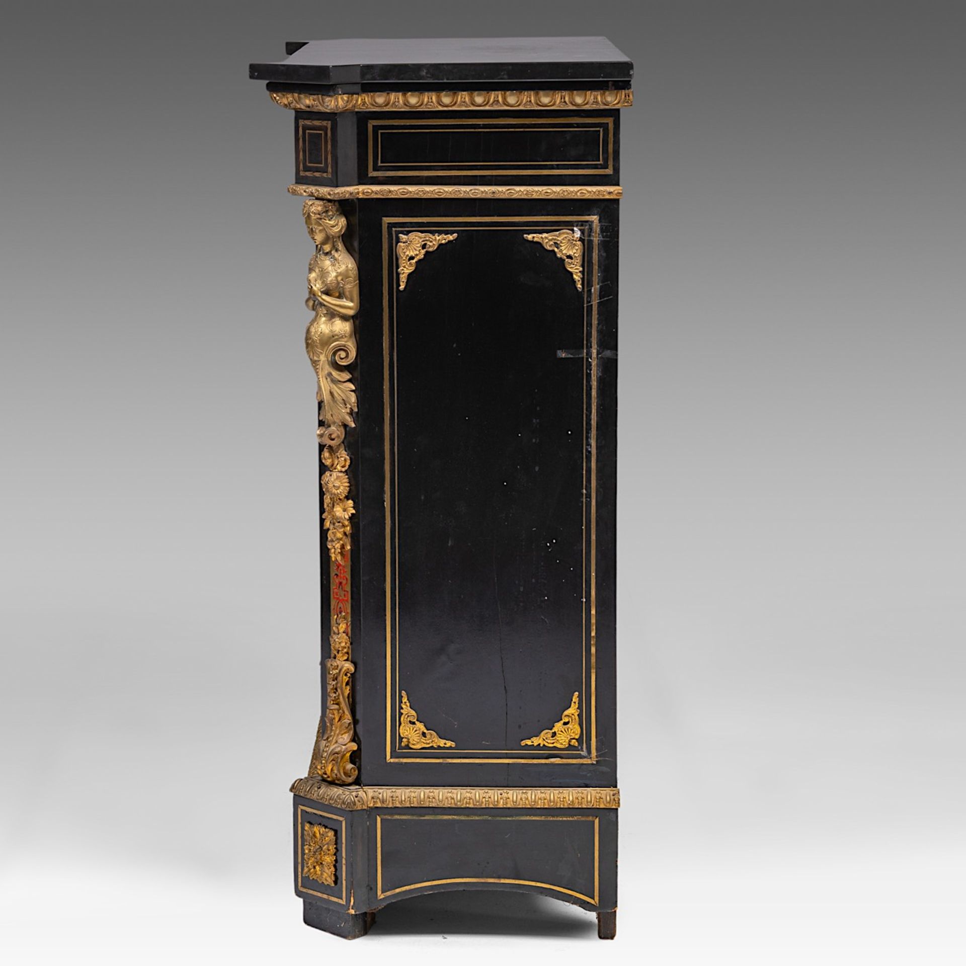 A Napoleon III (1852-1870) Boulle work 'meuble d'appui' with a marble top and gilt bronze mounts, H - Bild 5 aus 7