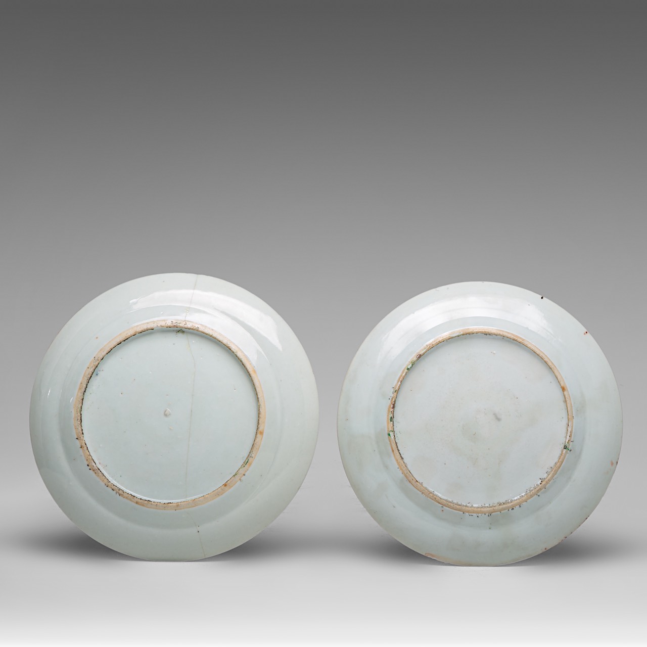 Eight Chinese Canton rose mandarin and rose medallion dishes, 19thC, dia 20 cm - added a famille noi - Image 4 of 16