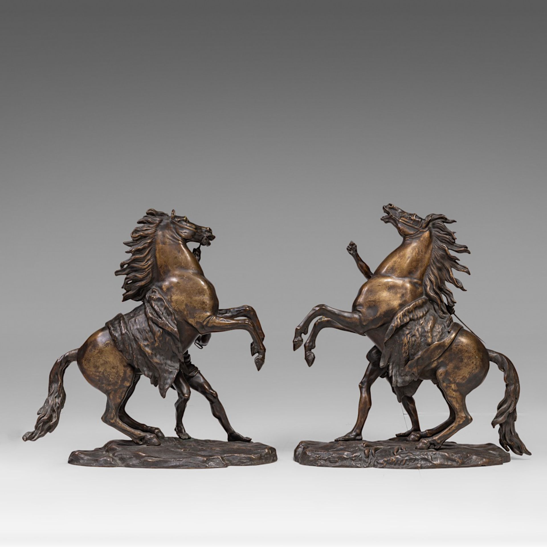 After Guillaume Coustou (1677-1746), the Marly horses, patinated bronze, H 58 cm - Image 3 of 10