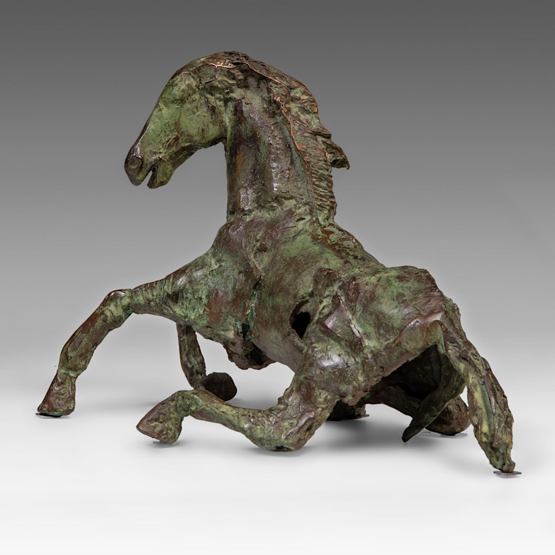 Jan Desmarets (1961), a reclining patinated bronze horse, 2/8 38.5 x 60 cm. (15.1 x 23.6 in.) - Bild 2 aus 6