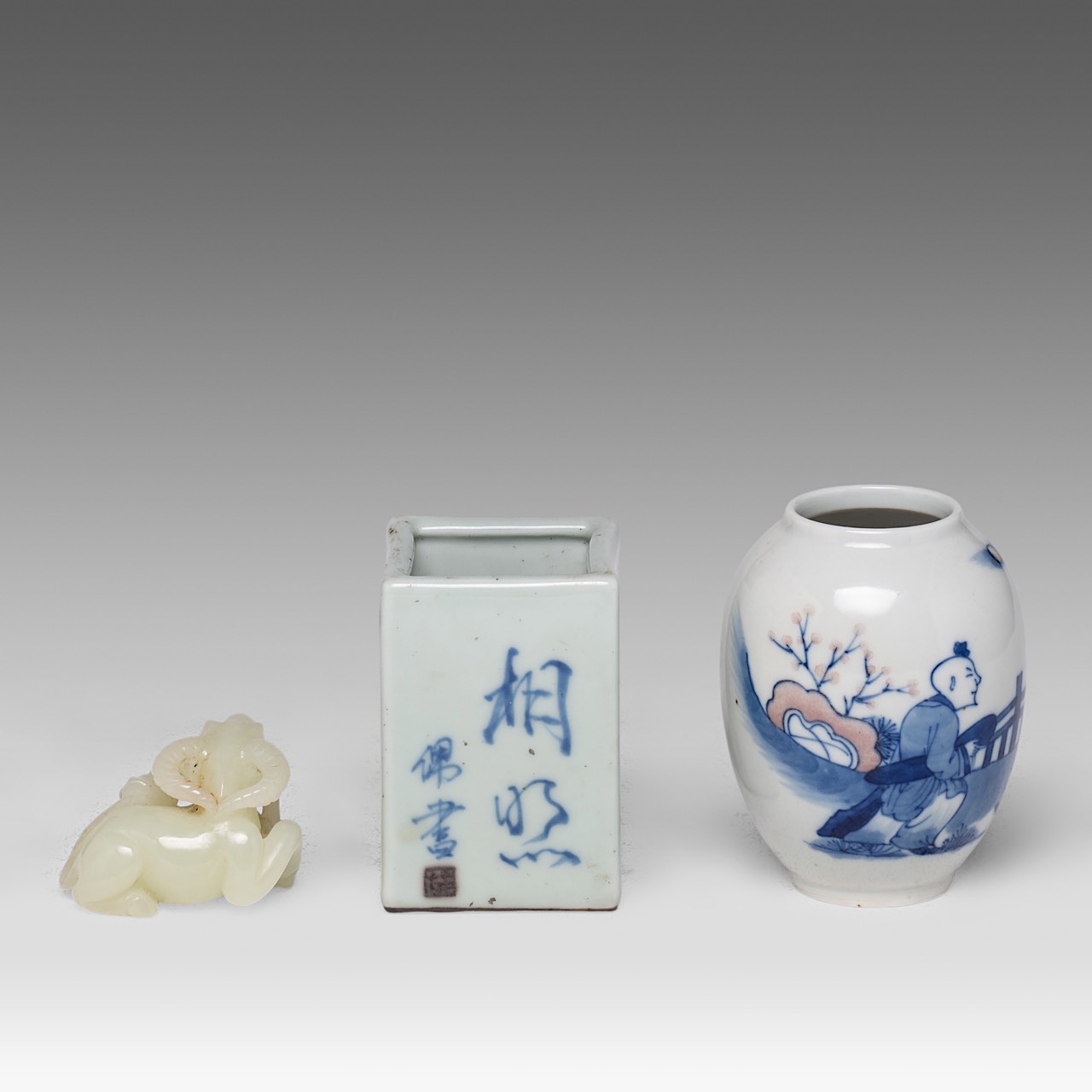 A collection of four Chinese scholar's objects, incl. a brush pot with inscriptions, late 18thC - ad - Image 4 of 29