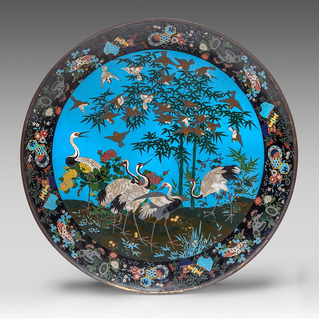 A pair of large Japanese cloisonne enamelled plates with scenes of cranes, late Meiji (1868-1912), b - Image 4 of 4