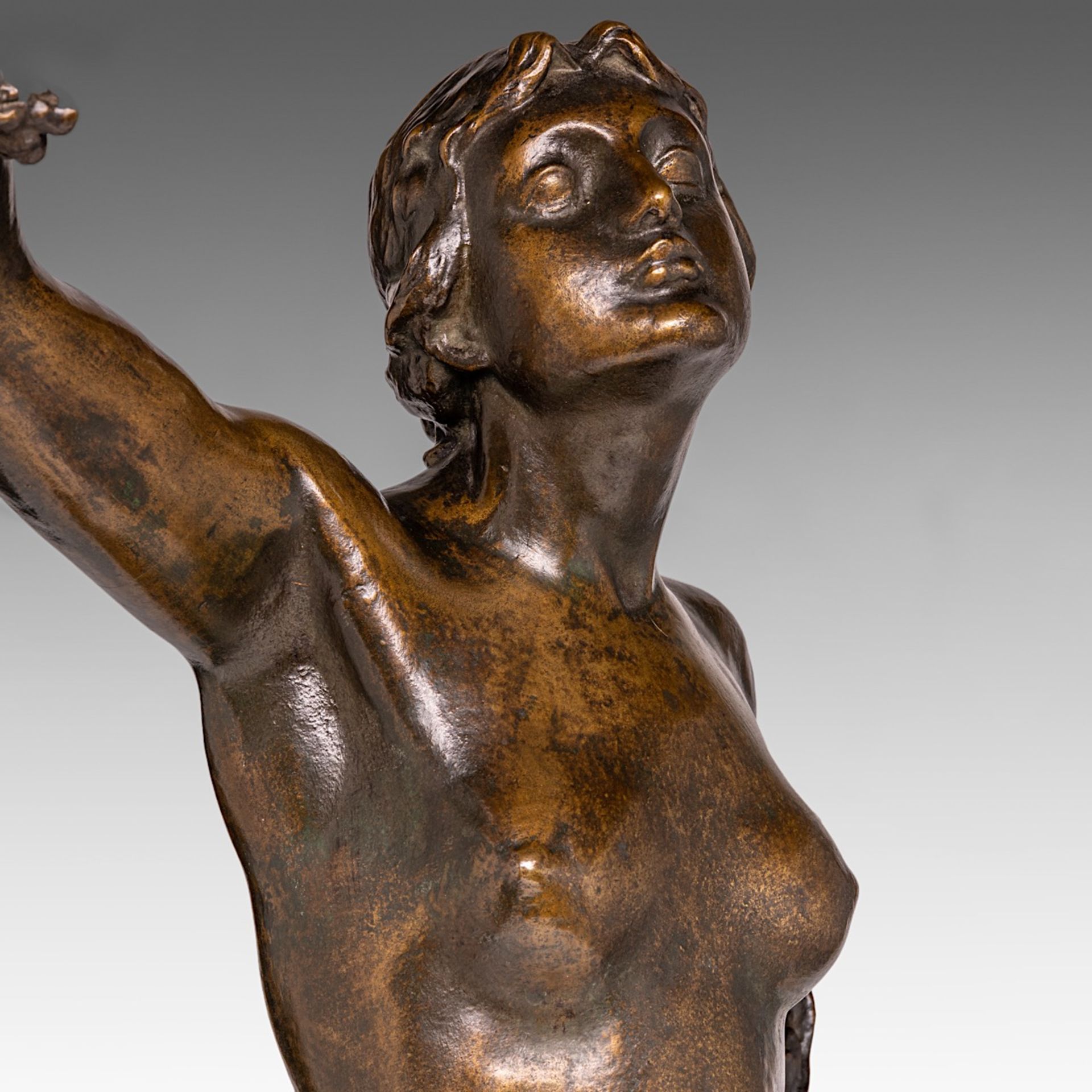 Desire Weygers (1868-1940), female nude, patinated bronze, H 79 cm - Bild 9 aus 9