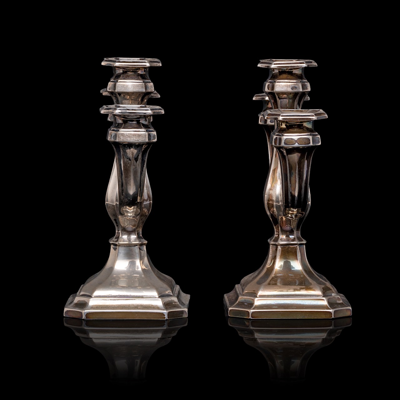 A pair of silver candlesticks, 830/000, H 18,5, total weight: ca 1251 g - Image 3 of 7