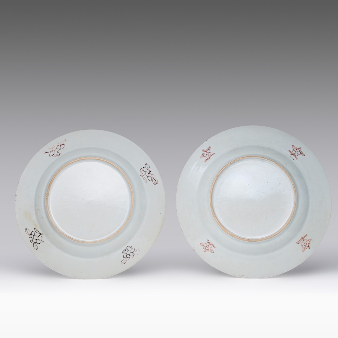 A collection of six Chinese famille rose 'Peonies' export porcelain large plates and dishes, 18thC, - Image 3 of 7