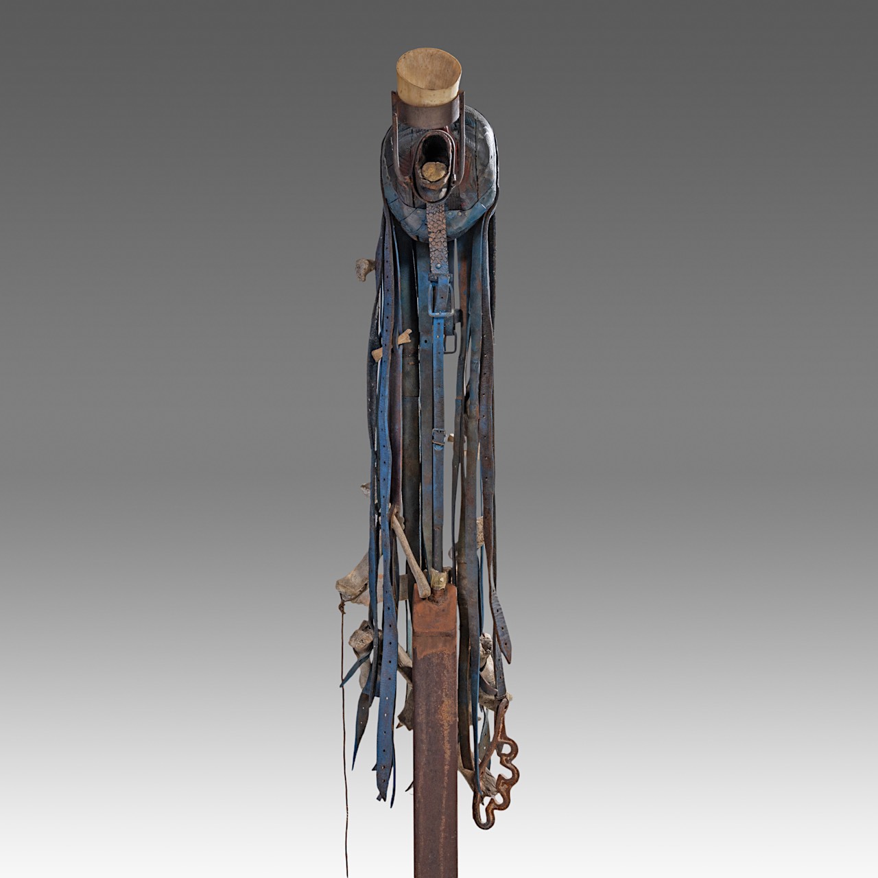 Dre Peeters (1948*-2007), 'Los Otros', set of eight sculptures, mixed media, H cm (tallest) - Image 8 of 42