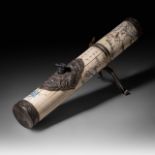 A Chinese opium pipe of engraved bone and metal, 20thC, L 30 cm