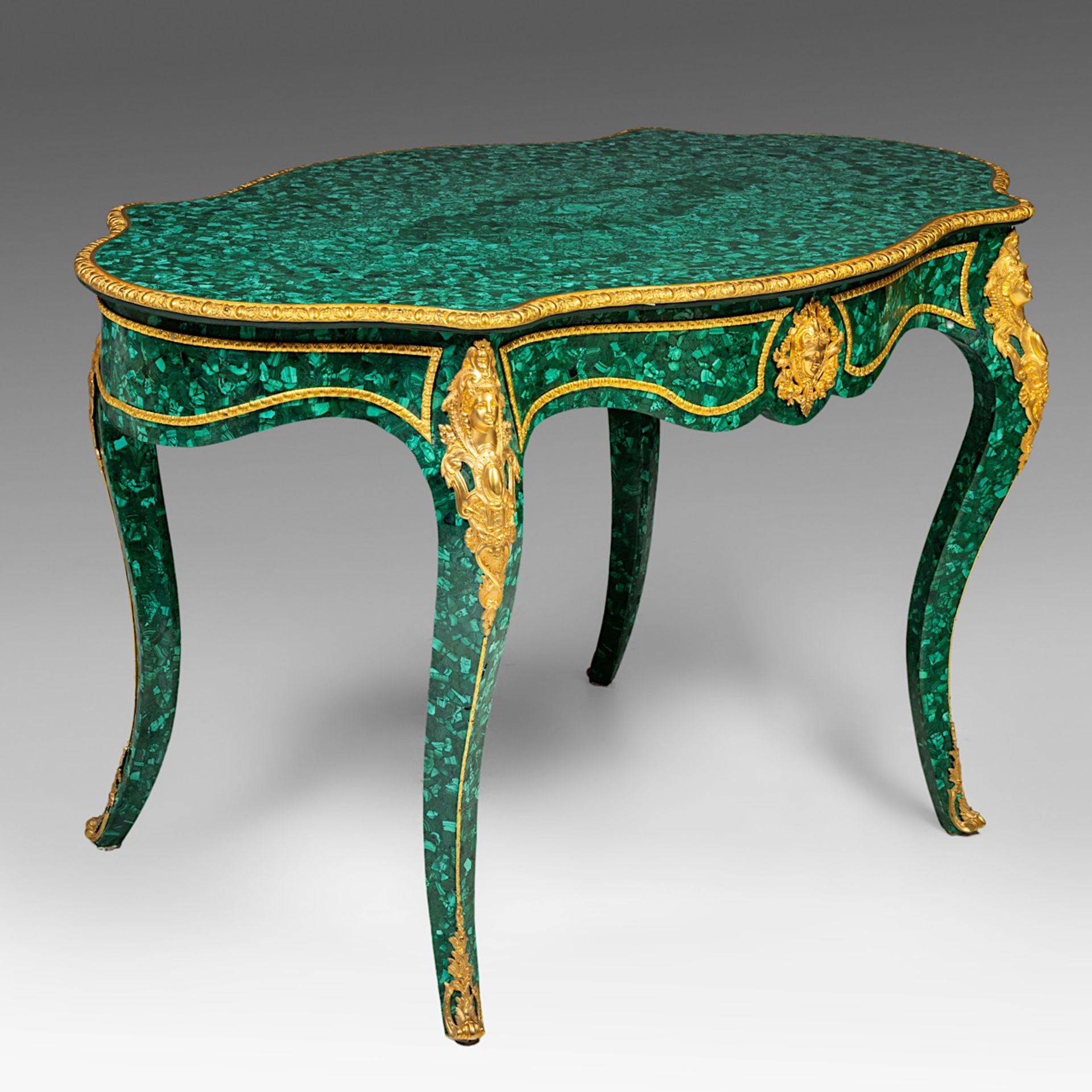 A Napoleon III-style malachite table with gilt bronze mounts, H 138 cm - W 83 cm - D 80 cm - Bild 6 aus 10
