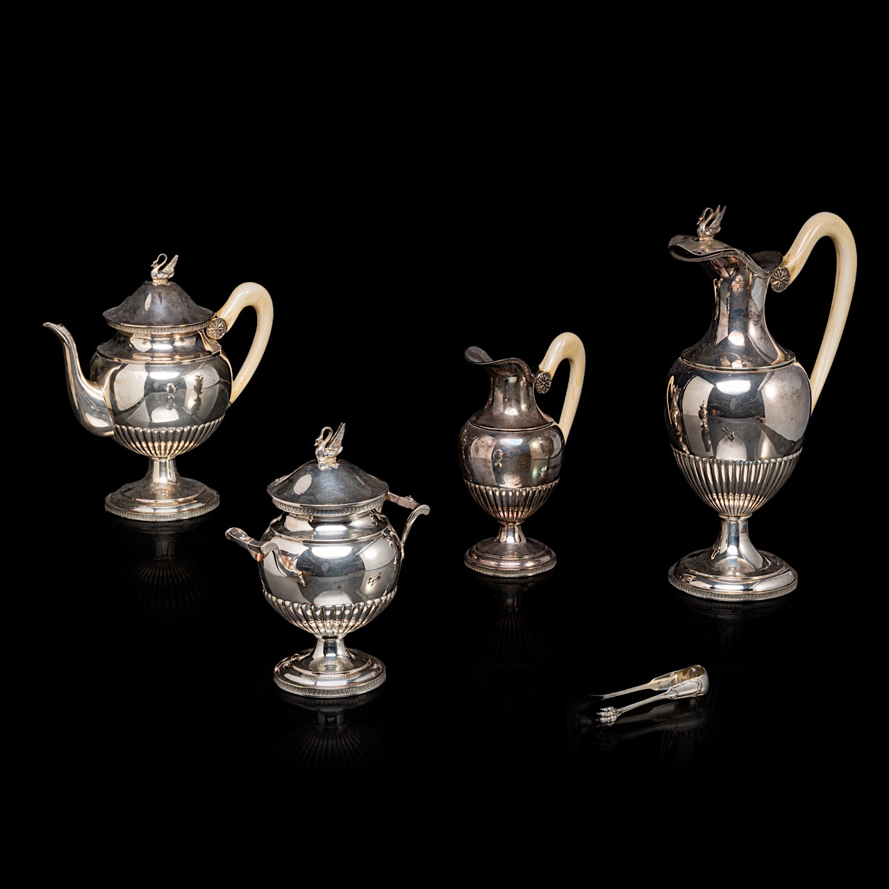 A 20thC neoclassical four-piece 835/000 silver tea and coffee set by Wolf-Zondervan, total weight: a