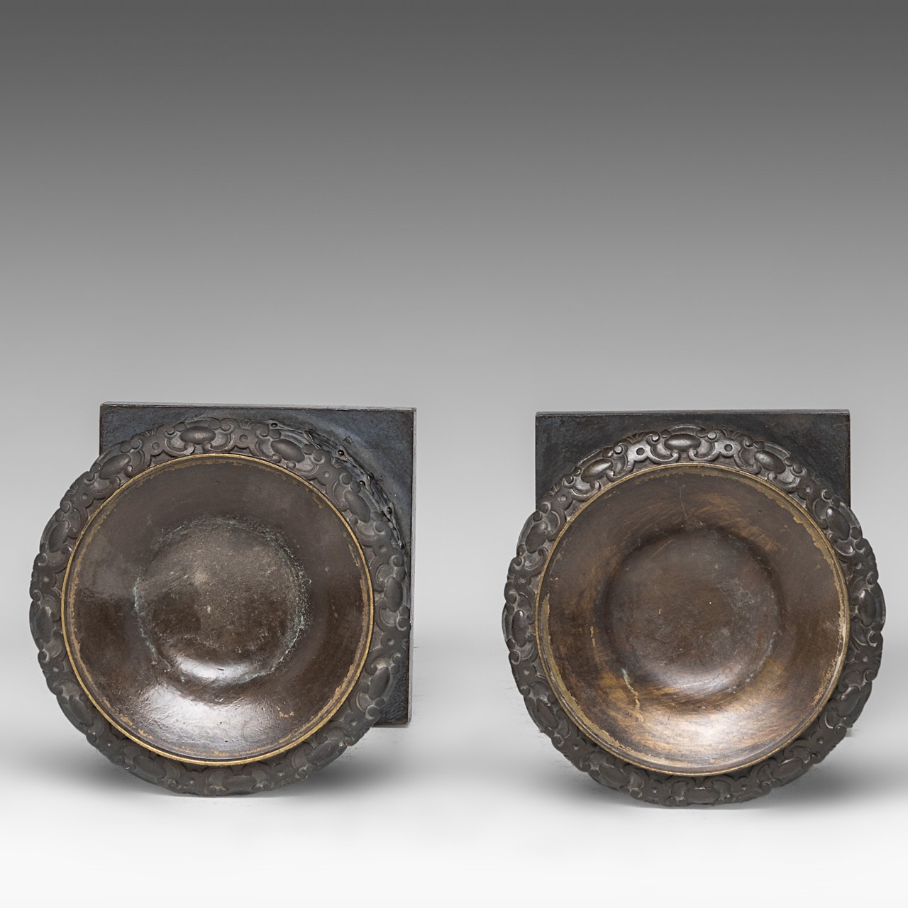 A pair of cut crystal coupes on patinated bronze figural stands, in the Wiener Werkstatte manner, H - Image 5 of 7