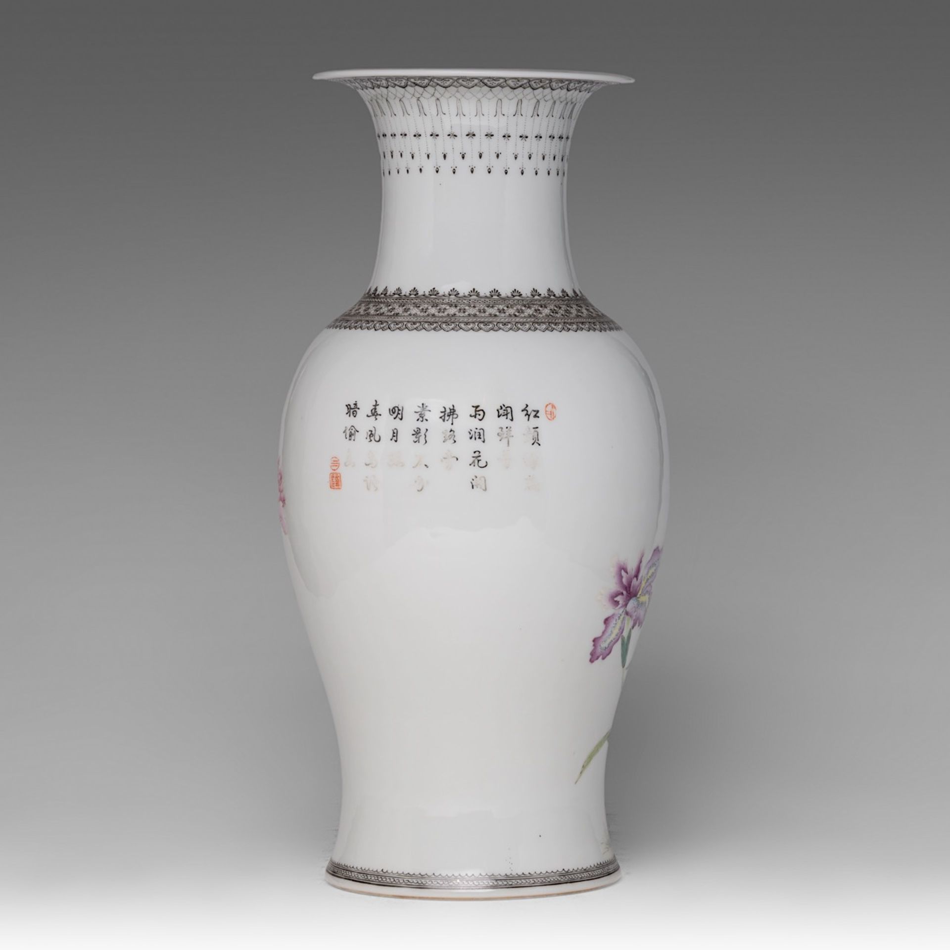 A Chinese famille rose 'Magpies in a Lotus Garden' vase, the back with a signed text, 20thC, H 41,3 - Image 4 of 6