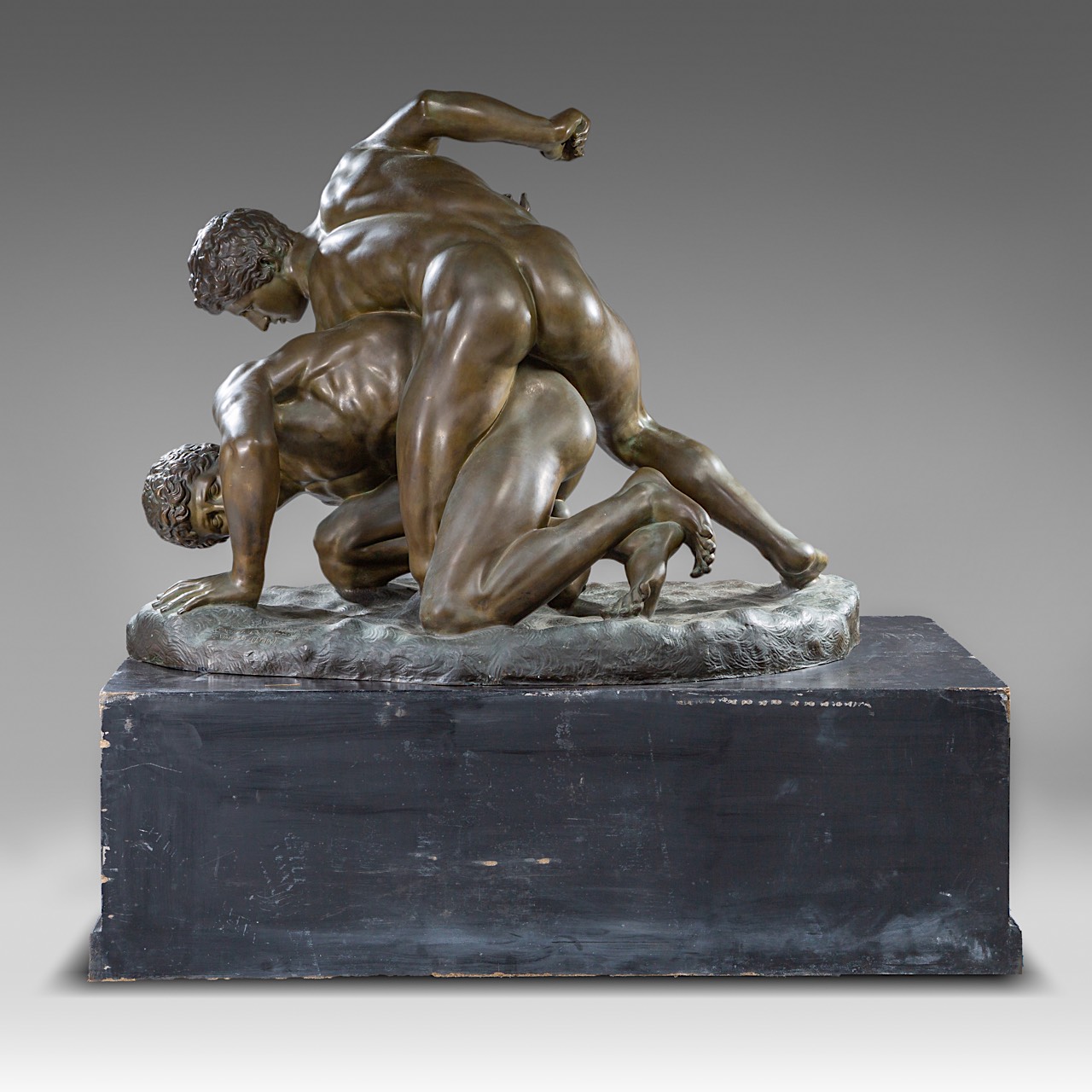 A patinated bronze group of the wrestlers, after the antique, H 90 - W 125 - D 73 cm - Image 13 of 46