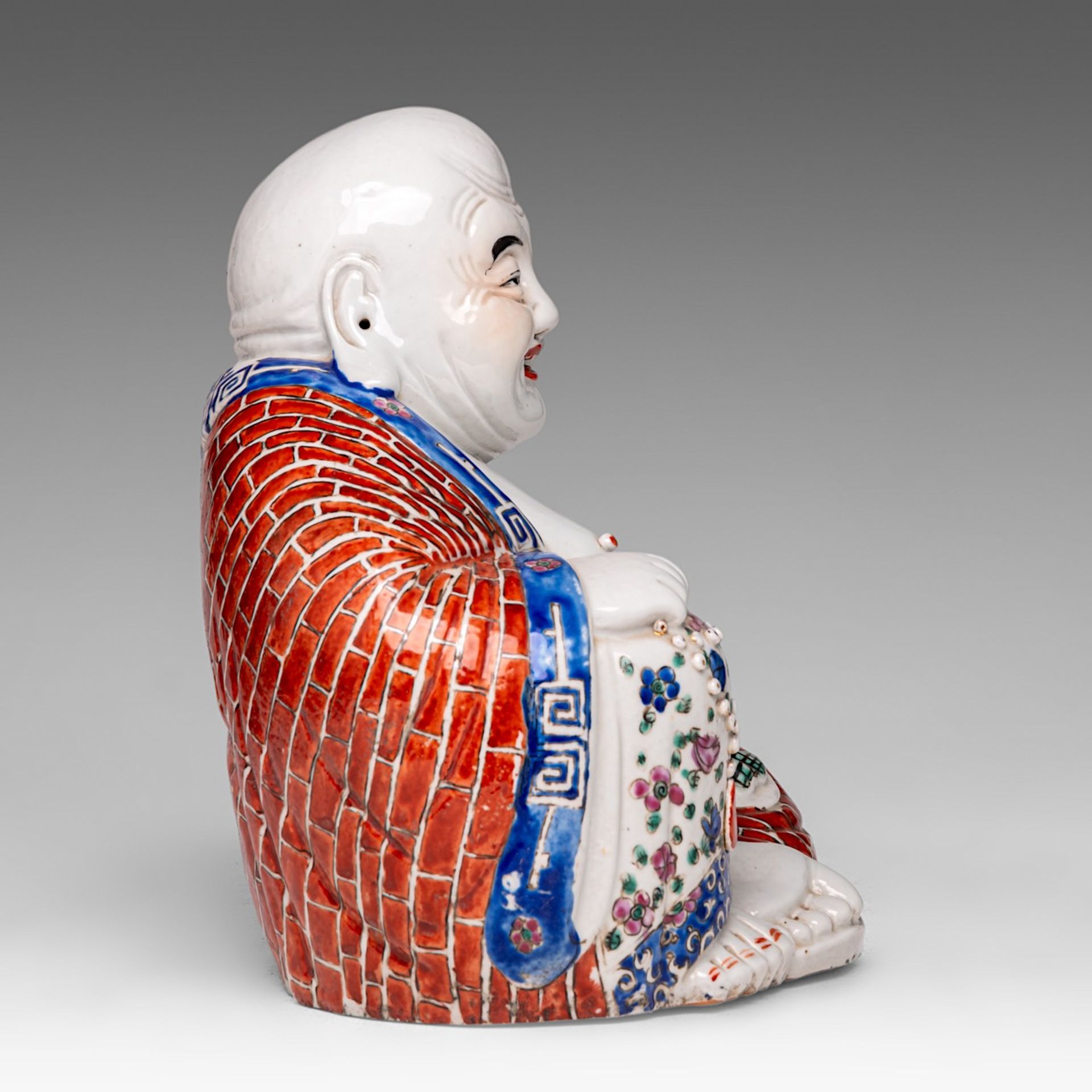 A Chinese famille rose enamelled biscuit figure of smiling a Budai, with an impressed mark, 20thC, H - Bild 5 aus 14