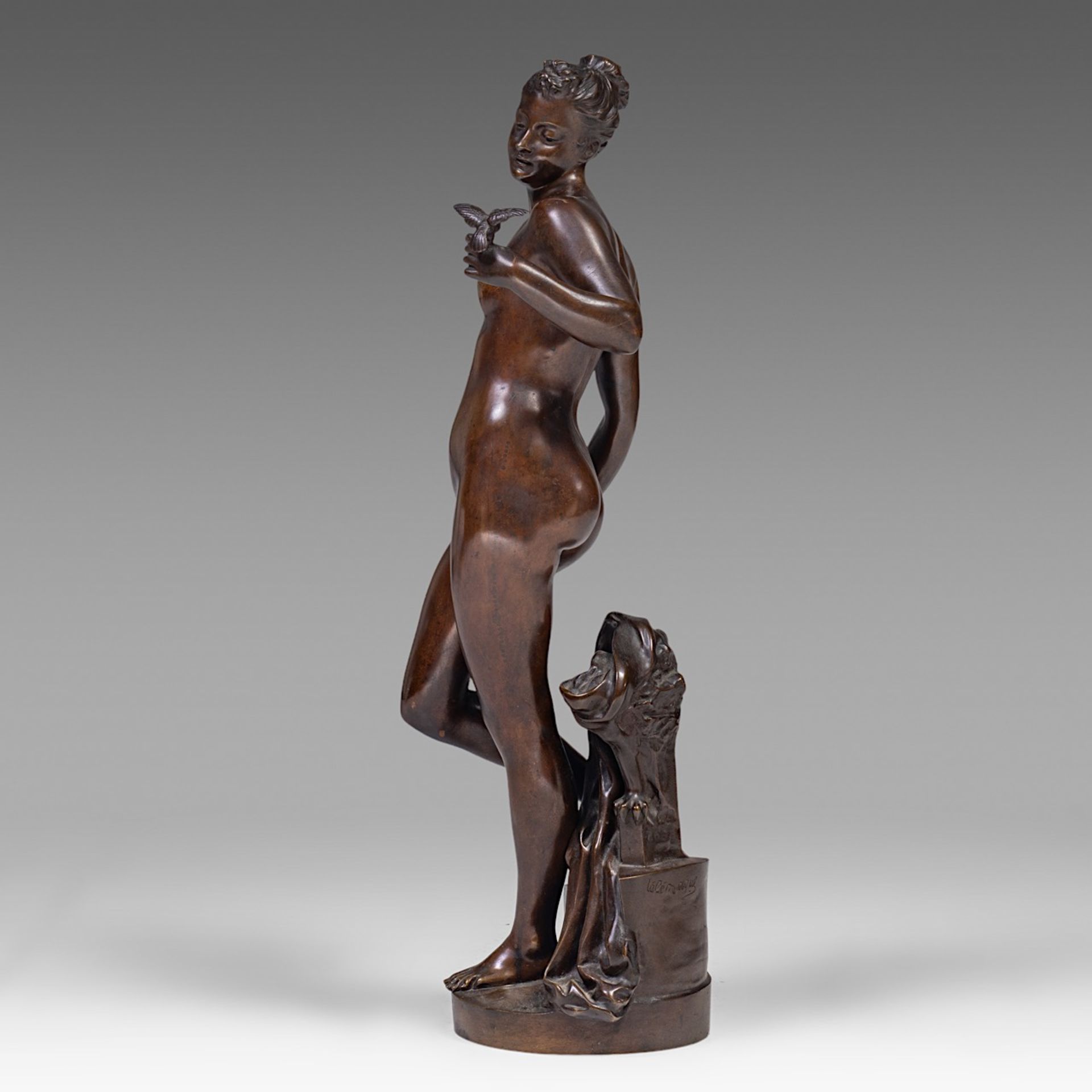 Signed 'Telemaque', Venus with bird, patinated bronze, H 75 cm - Bild 2 aus 10