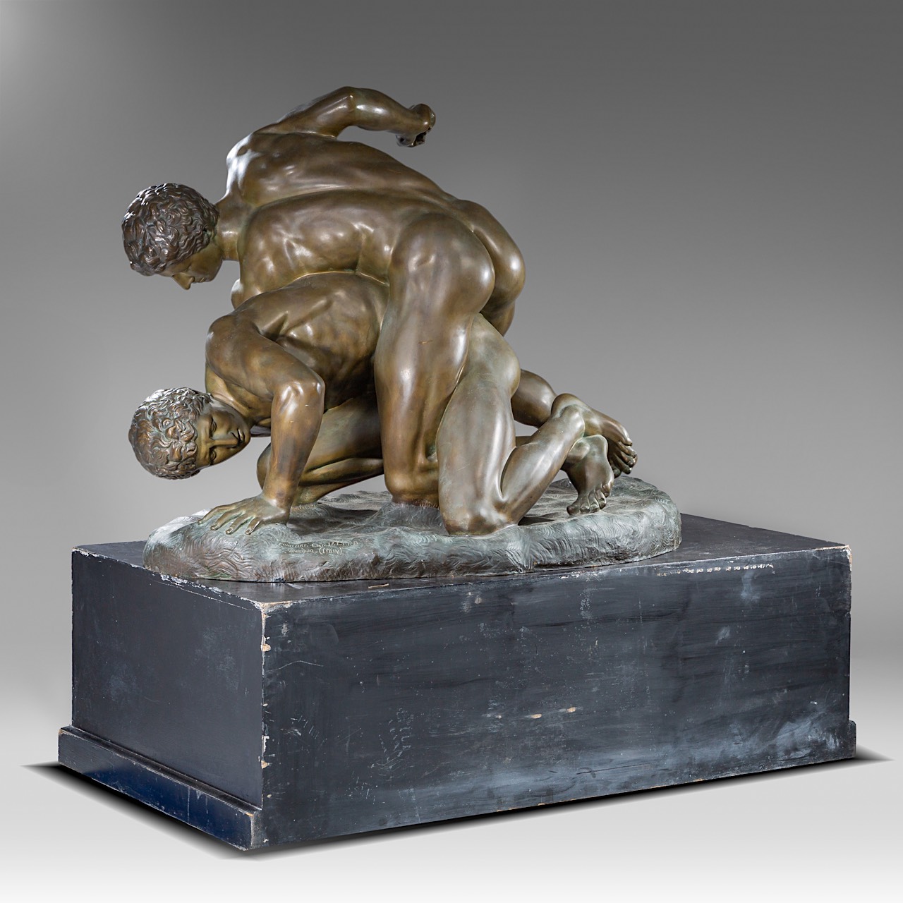 A patinated bronze group of the wrestlers, after the antique, H 90 - W 125 - D 73 cm - Image 12 of 46