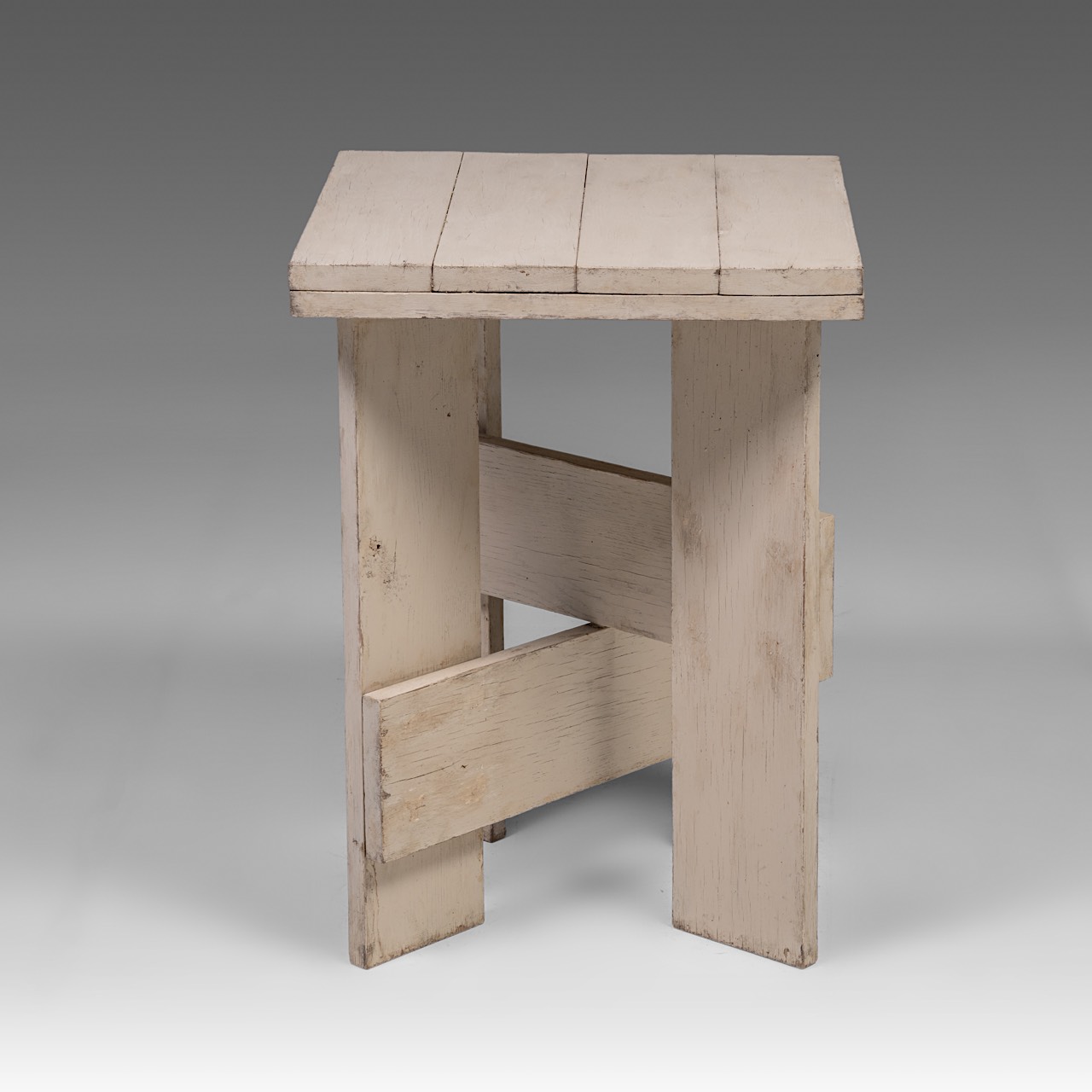 A decorative Low crate table after Gerrit Rietveld, H 63 - W 49 - D 47 cm - Image 2 of 7