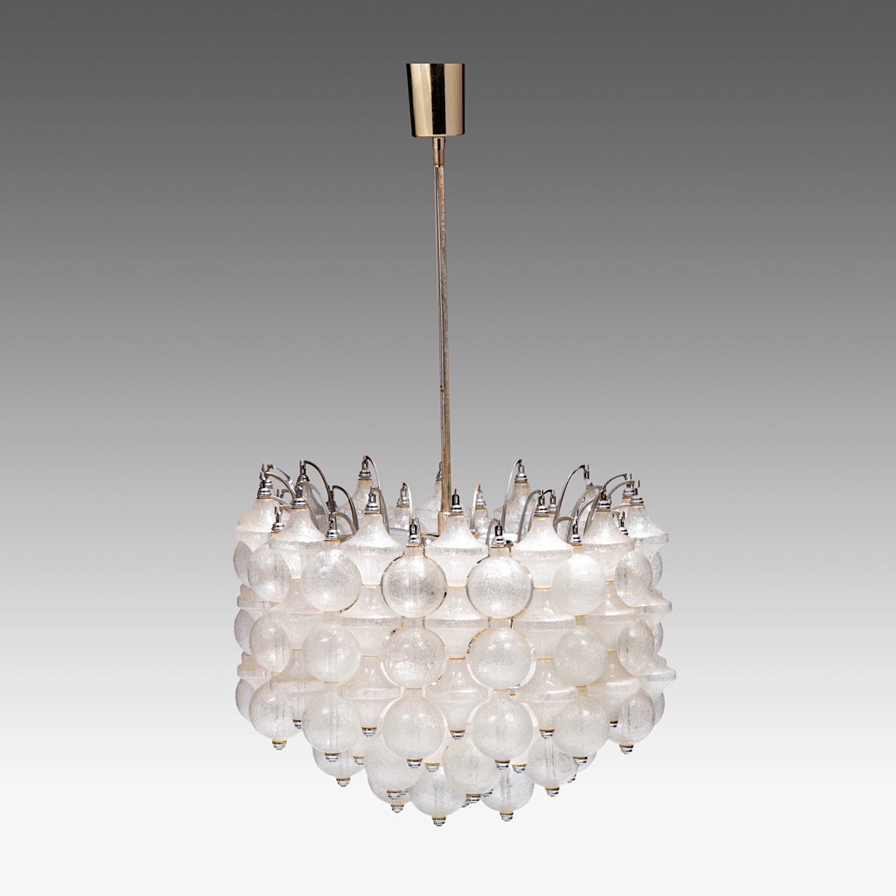 A '60s design Murano glass 'Tulipan' chandelier by J.T. Kalmar, H 88 - dia 57 cm