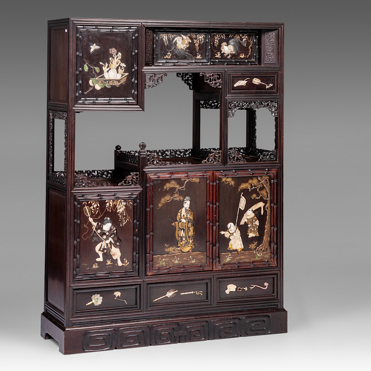 A Japanese hardwood display cabinet with Shibayama inlay, Meiji period (1868-1912), H 156,5 cm - W 1 - Image 2 of 11