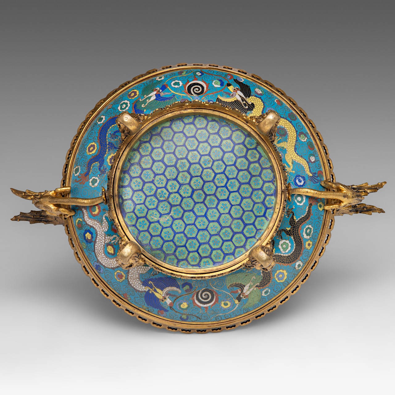 A Chinese cloisonne enamelled 'Dragon' plate, raised on gilt bronze mounts, 19thC, dia 31,5 cm - Image 3 of 9