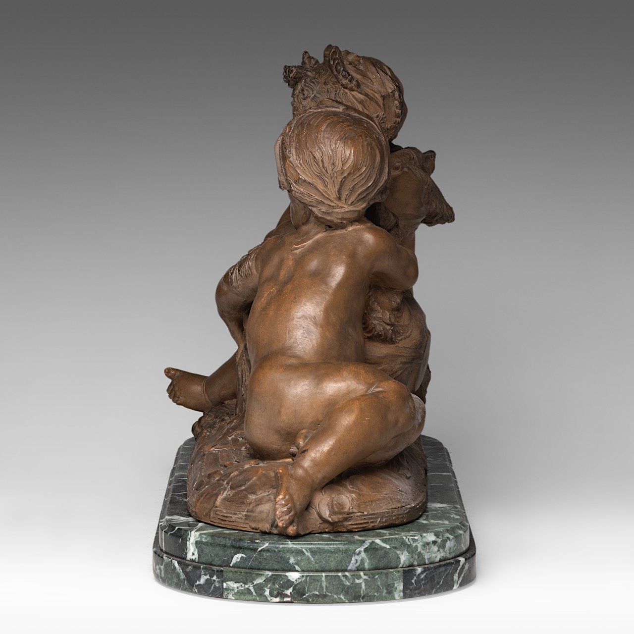 Carrier-Belleuse (1824-1887), two putti by the fountain, terracotta on a marble base, H 43 - W 68 cm - Image 3 of 10