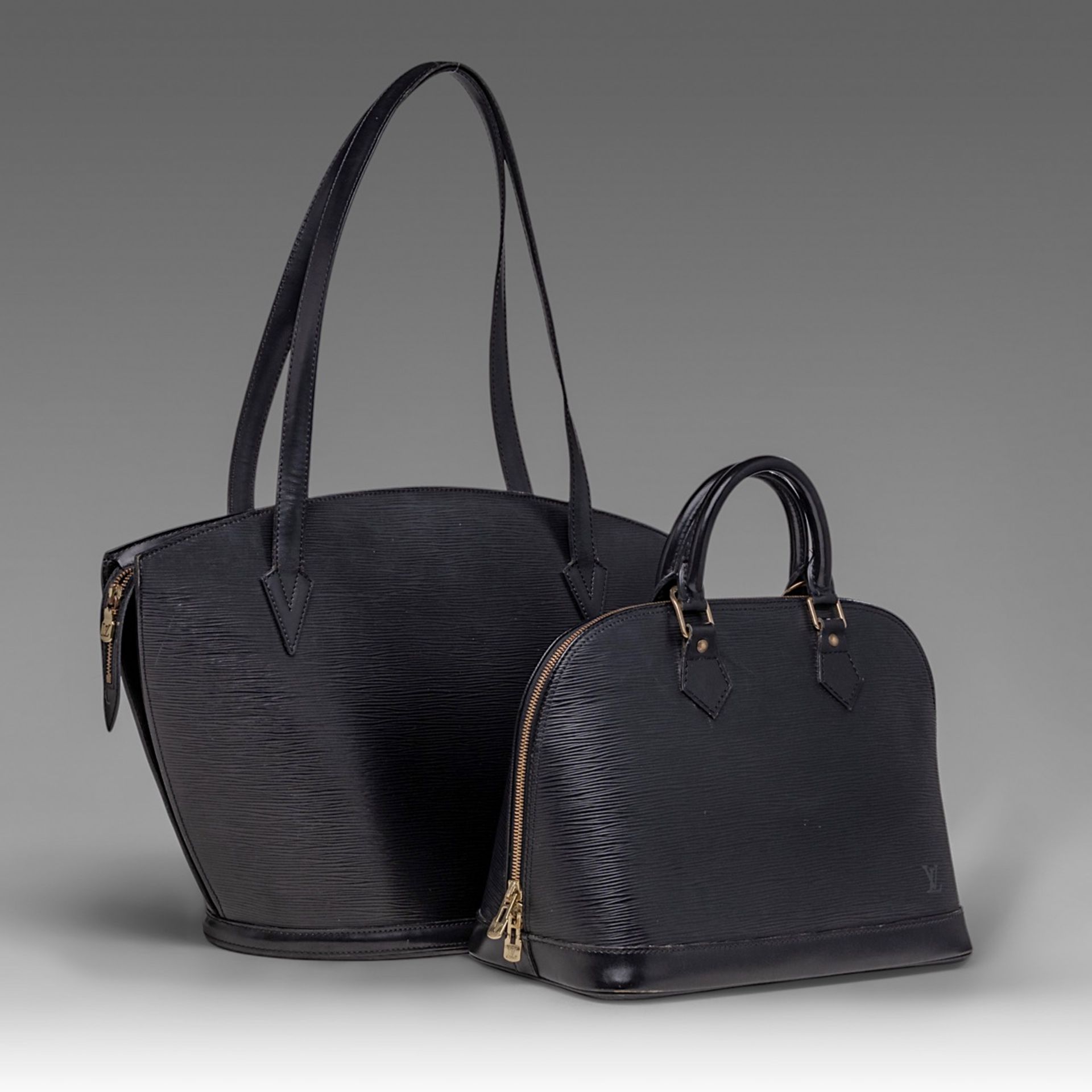 Two various Louis Vuitton handbags in black epi leather - Bild 2 aus 22