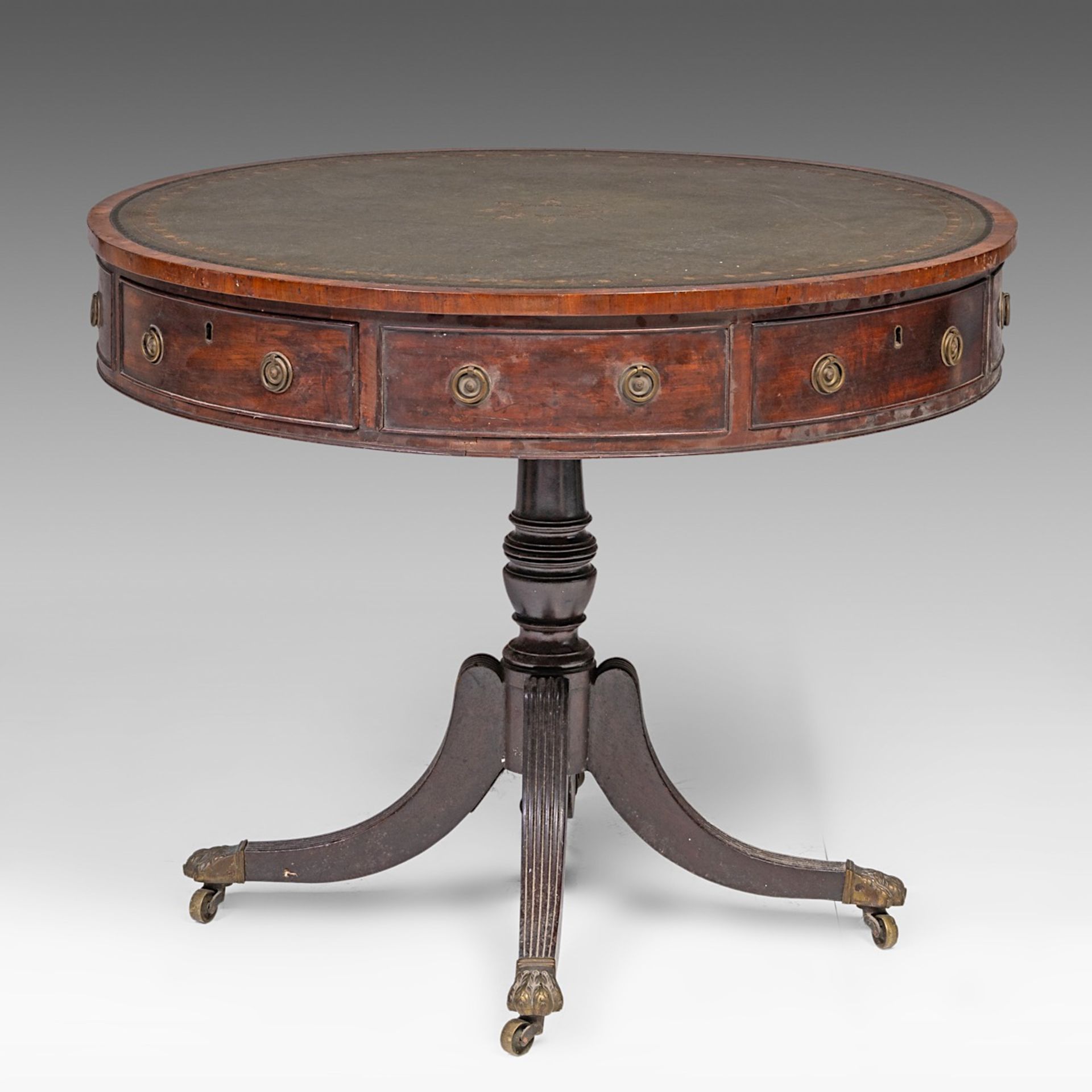 An English revolving drum table, marked with a crowned WR, ca. 1800, H 74 cm - dia 91 cm - Bild 2 aus 9