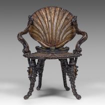 A Venetian 'Grotto' chair, patinated carved wood and stucco, 19thC, H total 84 cm - H seat 40,5 cm -