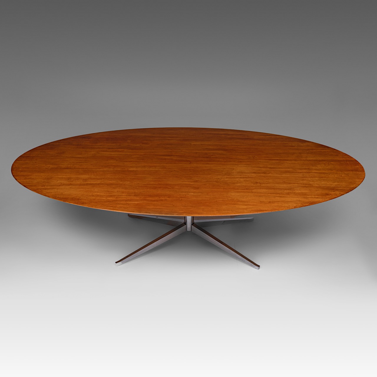 A design dining table by Florence Knoll, walnut table top on a chromed metal frame, H 72 - W 200 - D - Image 6 of 6