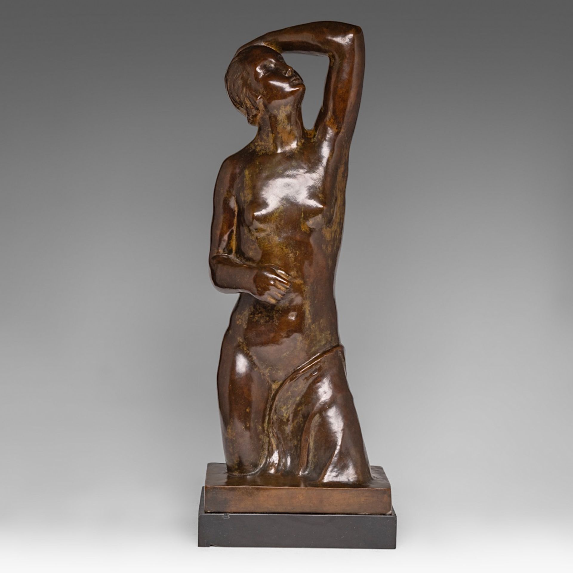 Leon Sarteel (1882-1942), Baigneuse, patinated bronze, casted by G. Vindevogel, Zwijnaarde, H 58 cm