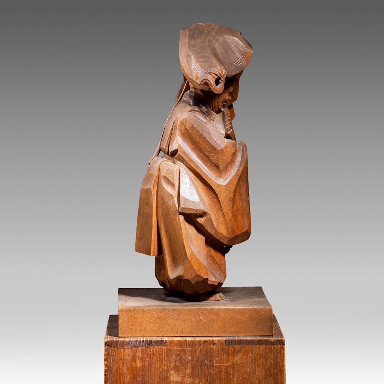 A Japanese cherrywood sculpture of a dancing man, signed Toshiaki Shimamura, total H 47 - 25,5 x 23 - Image 5 of 10