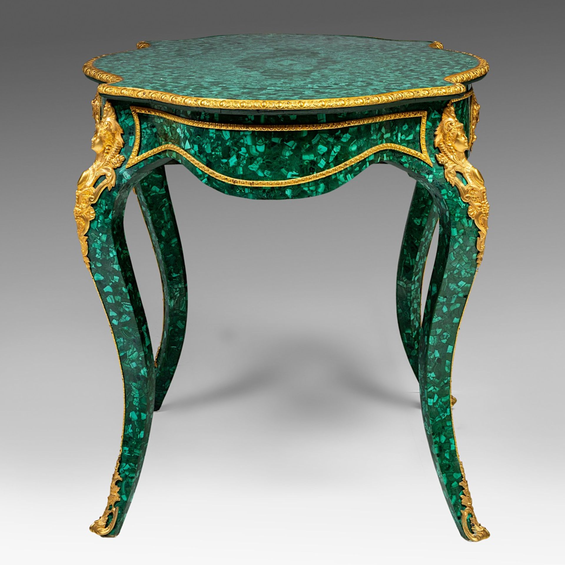 A Napoleon III-style malachite table with gilt bronze mounts, H 138 cm - W 83 cm - D 80 cm - Bild 3 aus 10