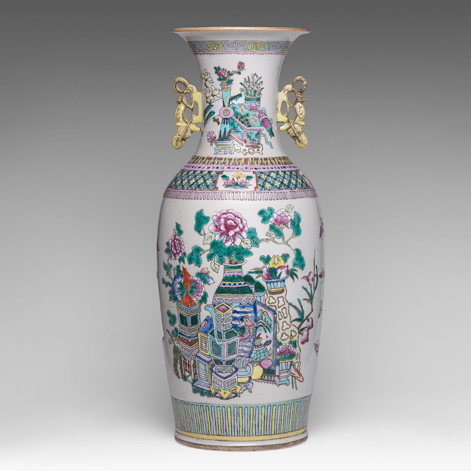 A Chinese famille rose 'Pheasants in a Garden' vase, 19thC, H 60 cm - Image 3 of 7