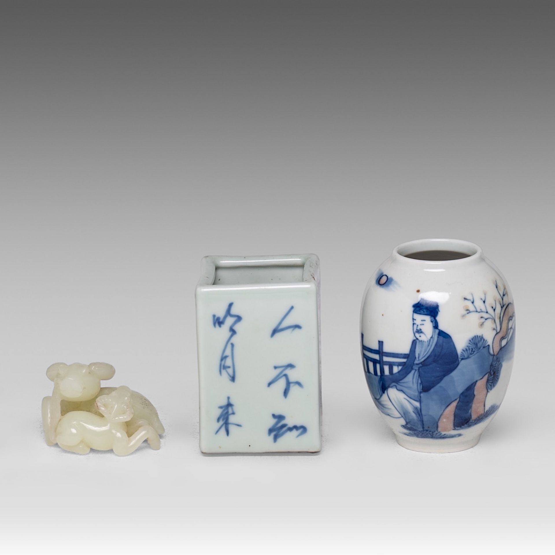 A collection of four Chinese scholar's objects, incl. a brush pot with inscriptions, late 18thC - ad - Image 2 of 29
