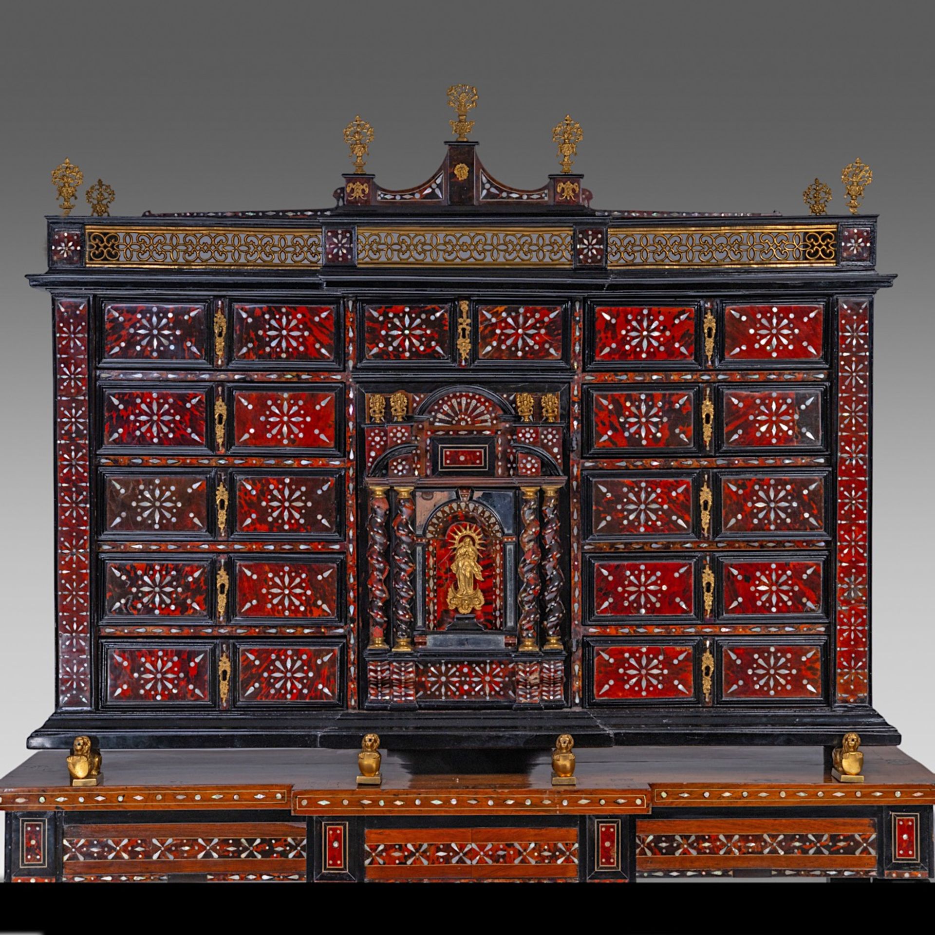 A 17thC cabinet-on-stand, inlaid with tortoiseshell, mother-of-pearl and ivory, H 194 cm (total) (+) - Bild 3 aus 9