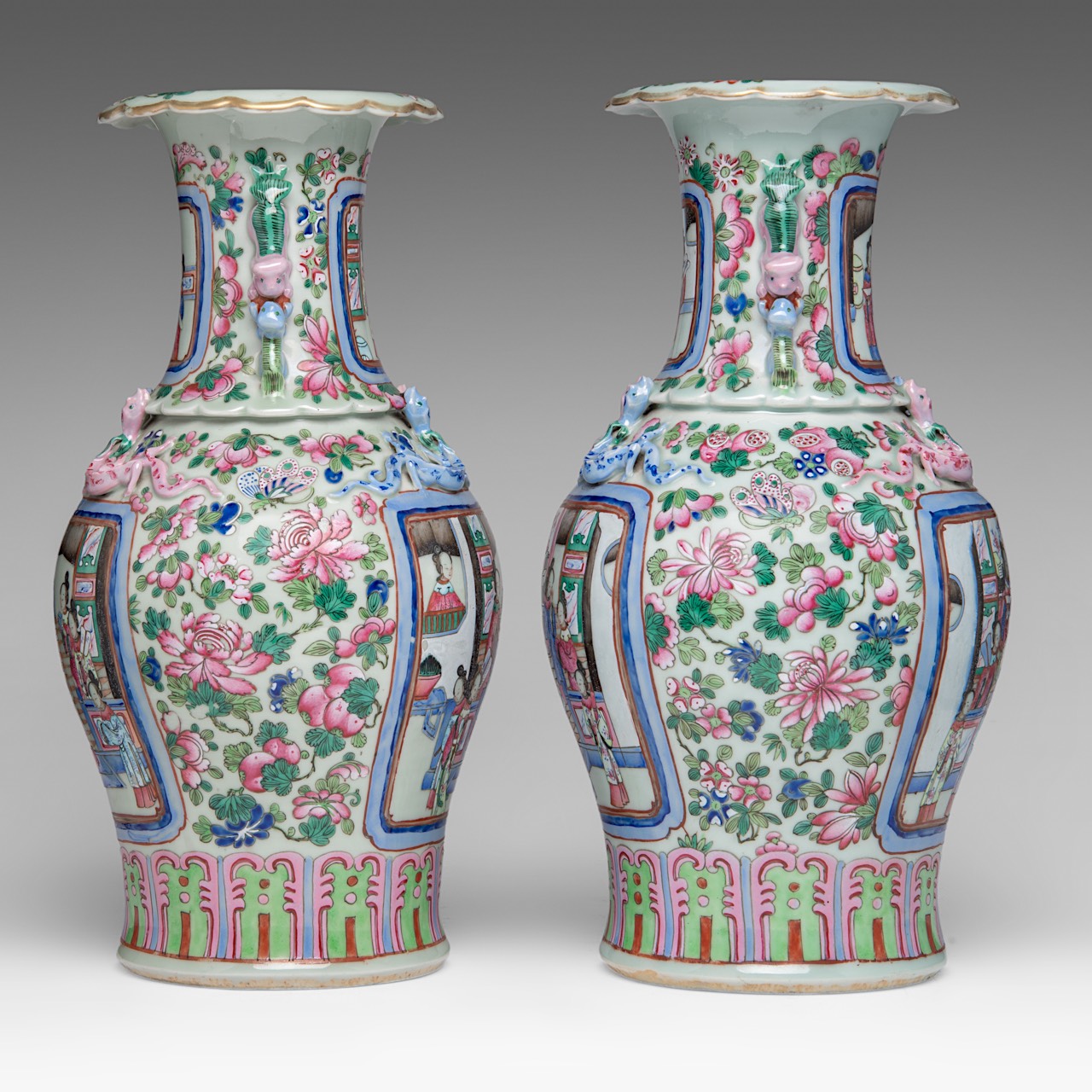 A fine pair of Chinese famille rose 'Beauties in a Chamber' vases, 19thC, H 44 cm - Image 2 of 6