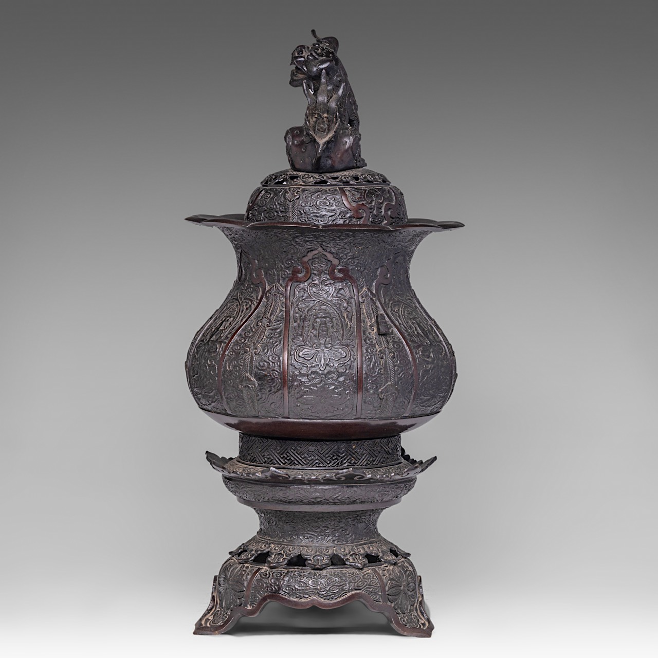 A large Japanese bronze censer with a shishi on top, Meiji period (1868-1912), H 60 cm - Image 2 of 9