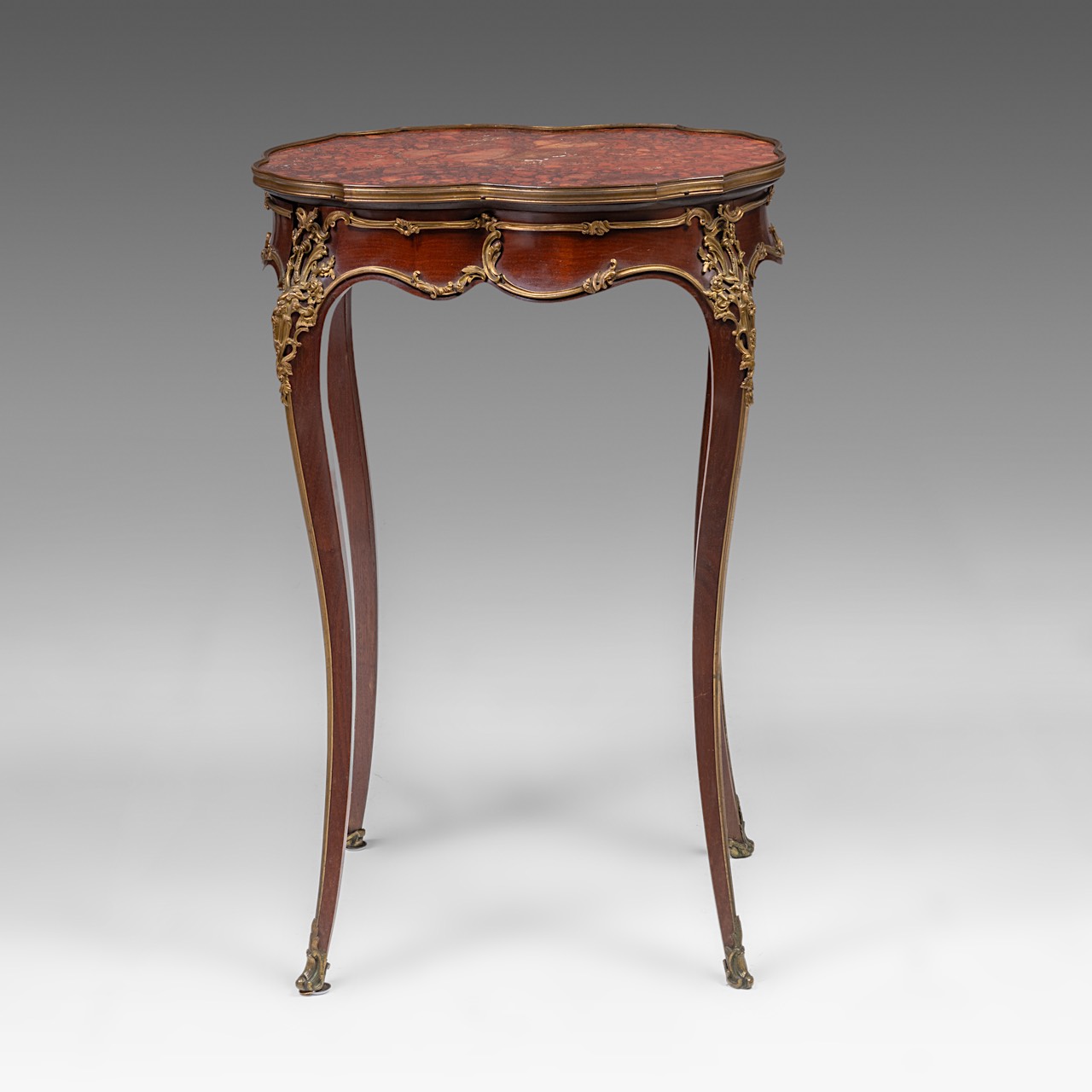 A mahogany marble-topped Louis XV (1723-1774) occasional table with gilt bronze mounts, H 77,5 cm - - Image 4 of 9