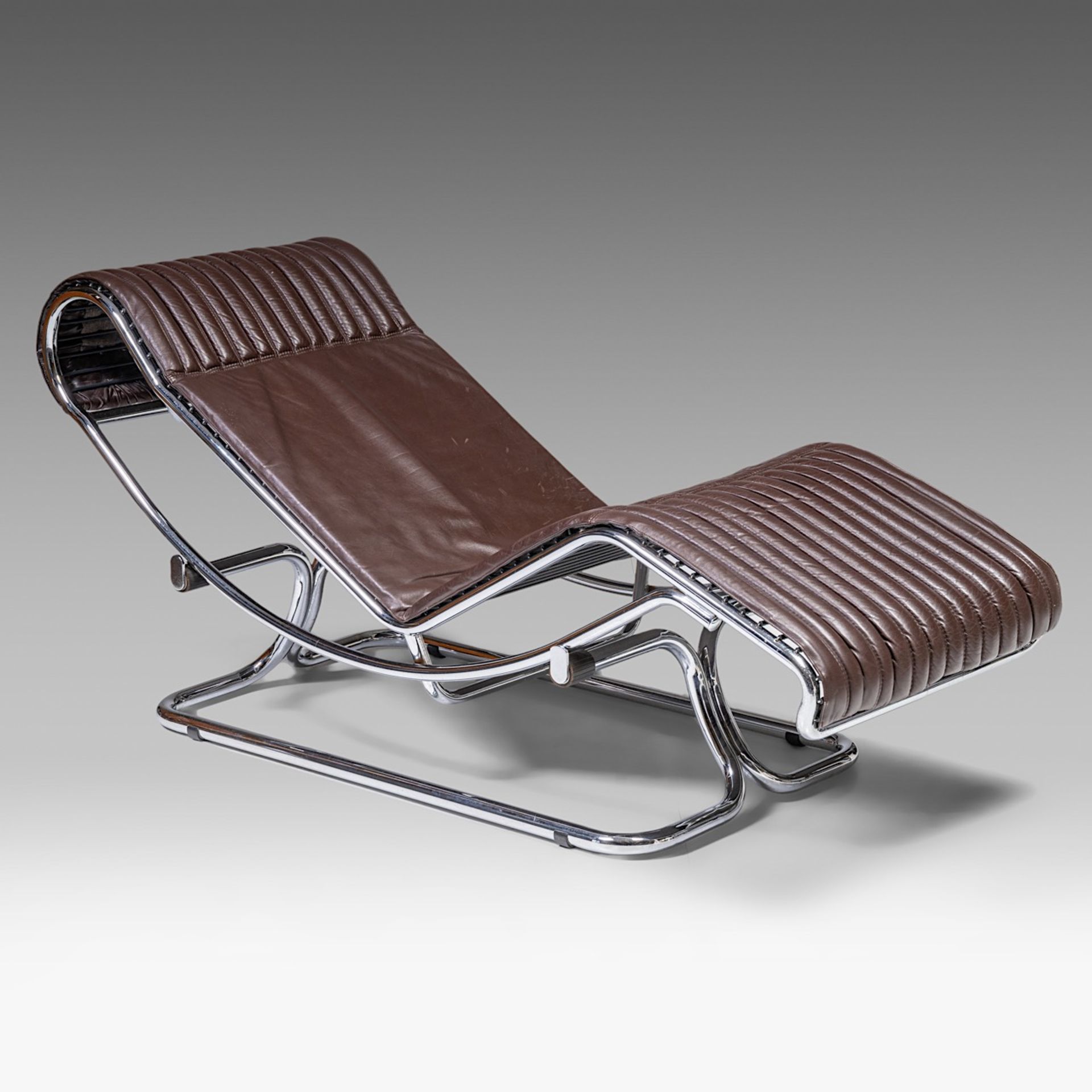 An Italian design brown leather chaise longue by Guido Faleschini, '70s, W 160 cm - Image 2 of 9