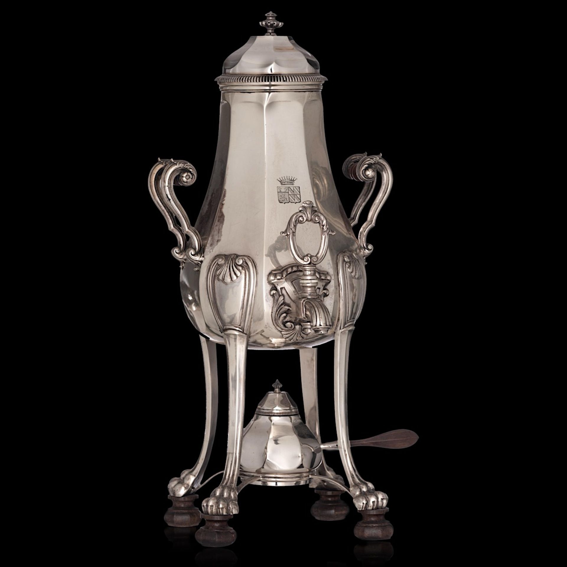 A French - Paris 19thC Regence silver tea urn, maker's mark 'Tetard - Paris', H 42,6 cm - weight c.