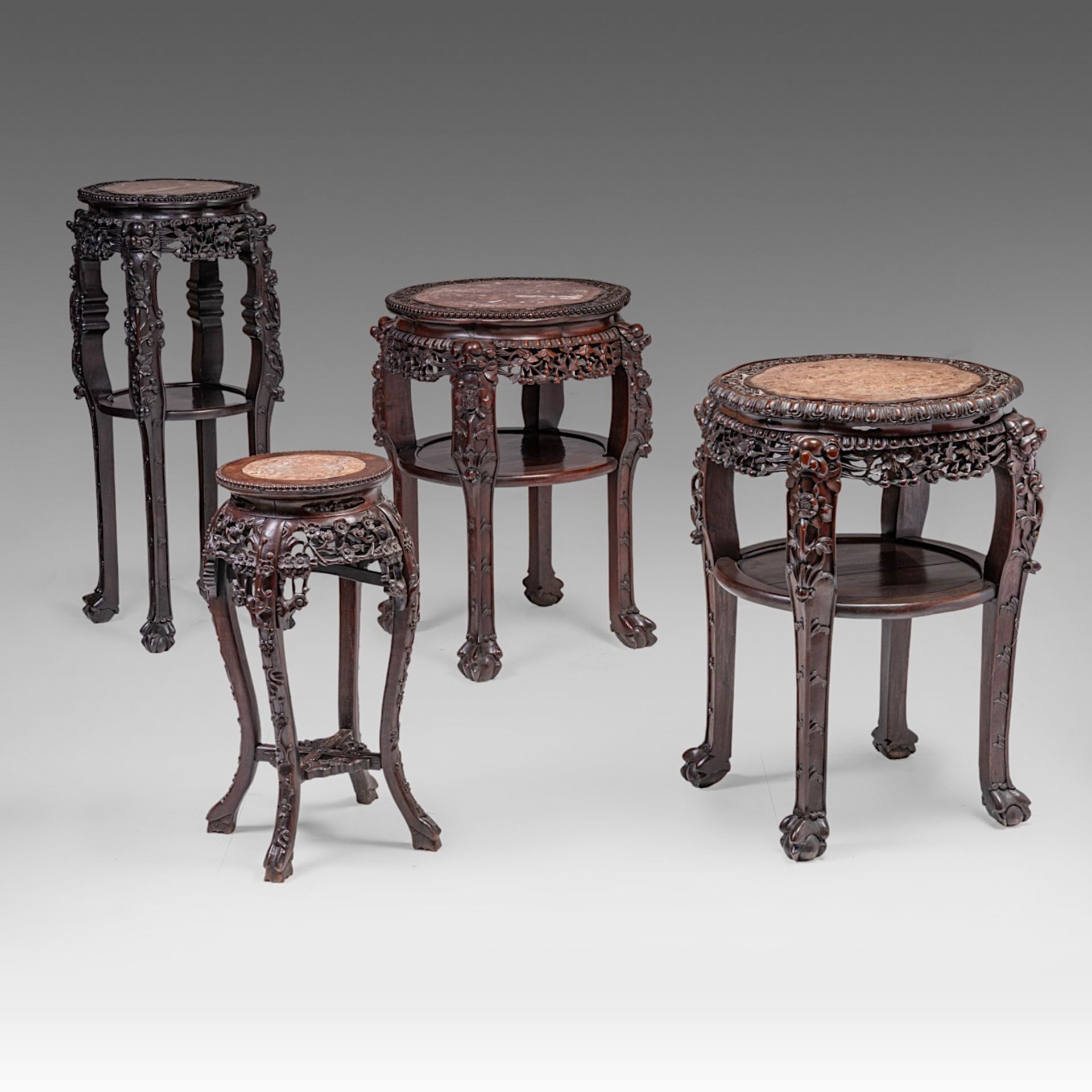 A small collection of four South Chinese carved hardwood bases, all with a marble top, late Qing, ta - Bild 2 aus 17