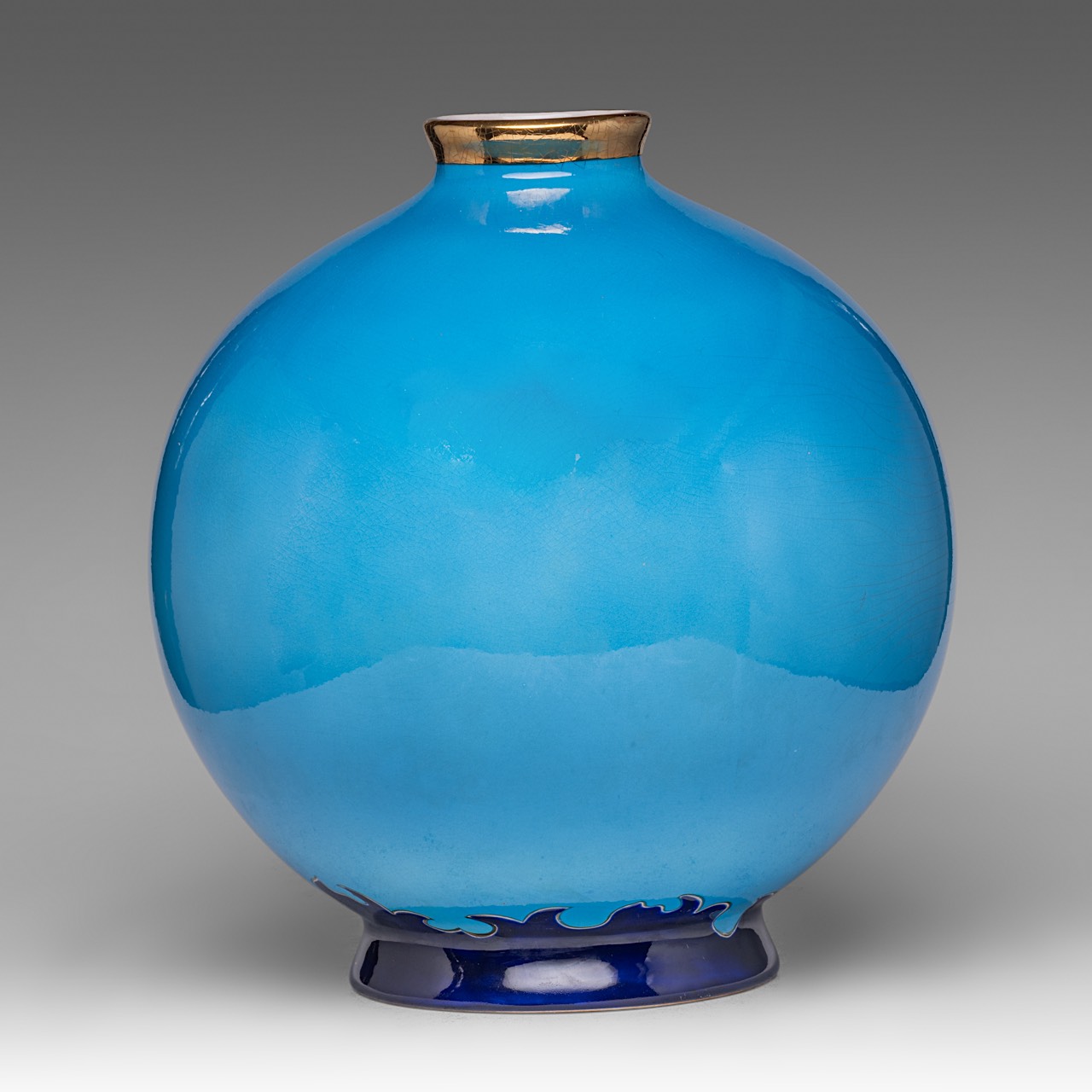 A large 'New York' circular vase by Longwy, limited edition, Ndeg 29/50, H 40 cm - Image 3 of 7