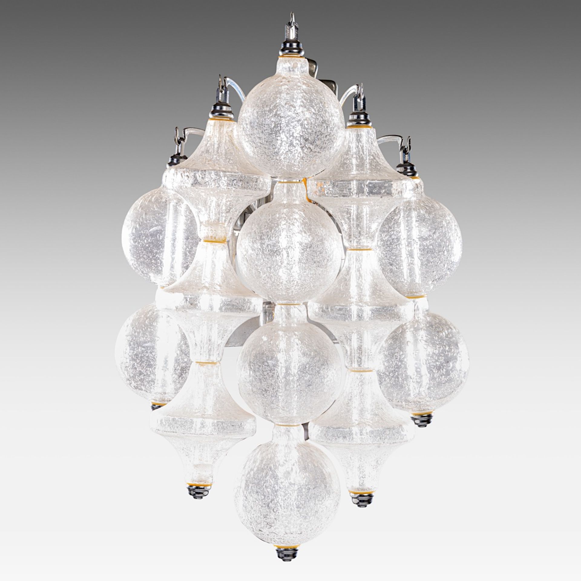 A set of five '60s design Murano glass 'Tulipan' appliques by J.T. Kalmar, H 42 cm - Bild 2 aus 6