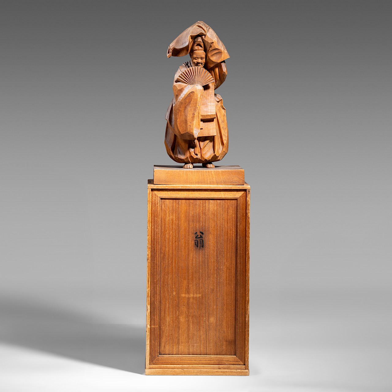 A Japanese cherrywood sculpture of a dancing man, signed Toshiaki Shimamura, total H 47 - 25,5 x 23 - Image 6 of 10
