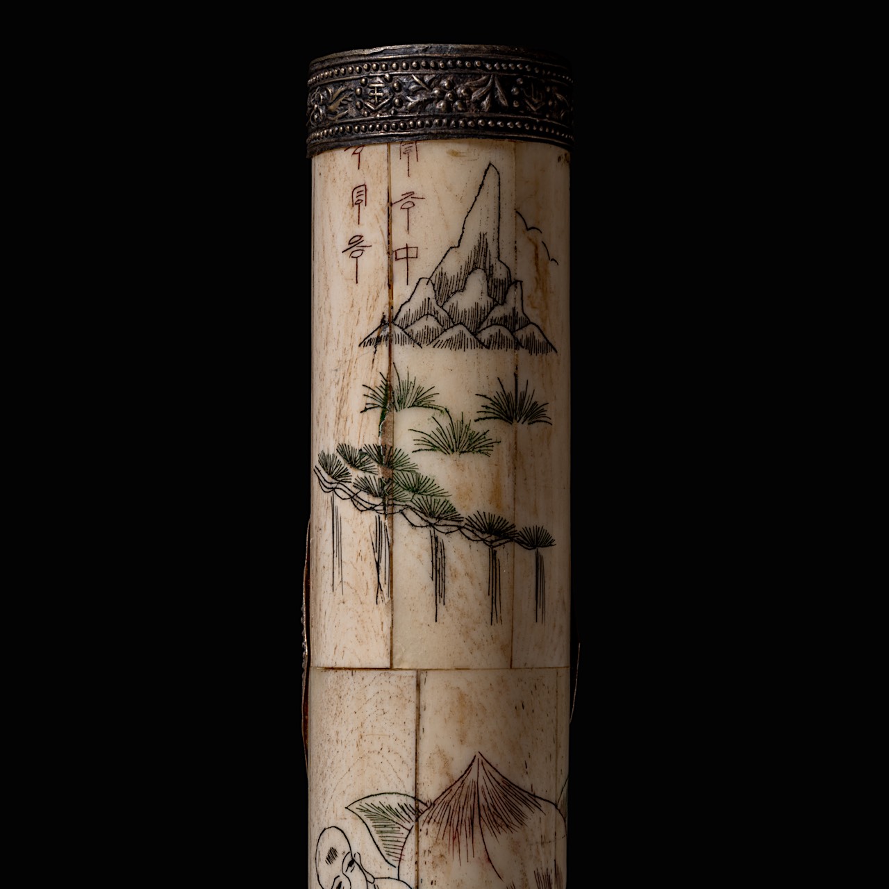 A Chinese opium pipe of engraved bone and metal, 20thC, L 30 cm - Image 11 of 22