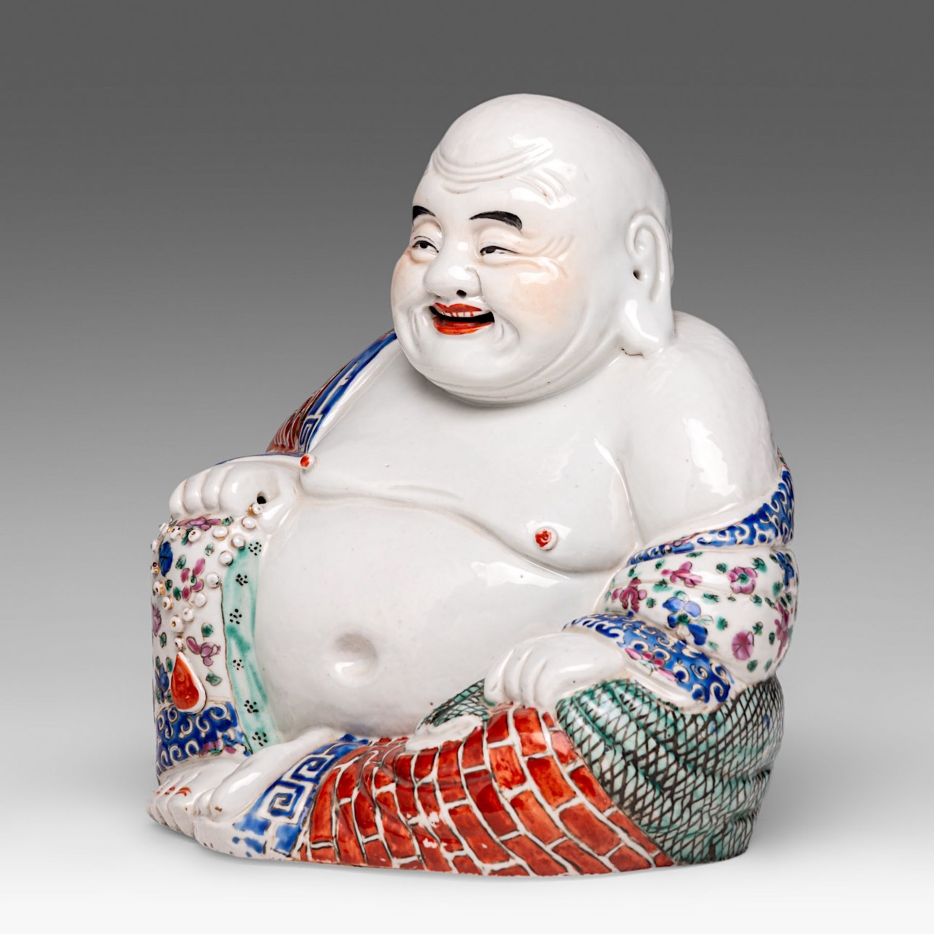 A Chinese famille rose enamelled biscuit figure of smiling a Budai, with an impressed mark, 20thC, H - Bild 2 aus 14